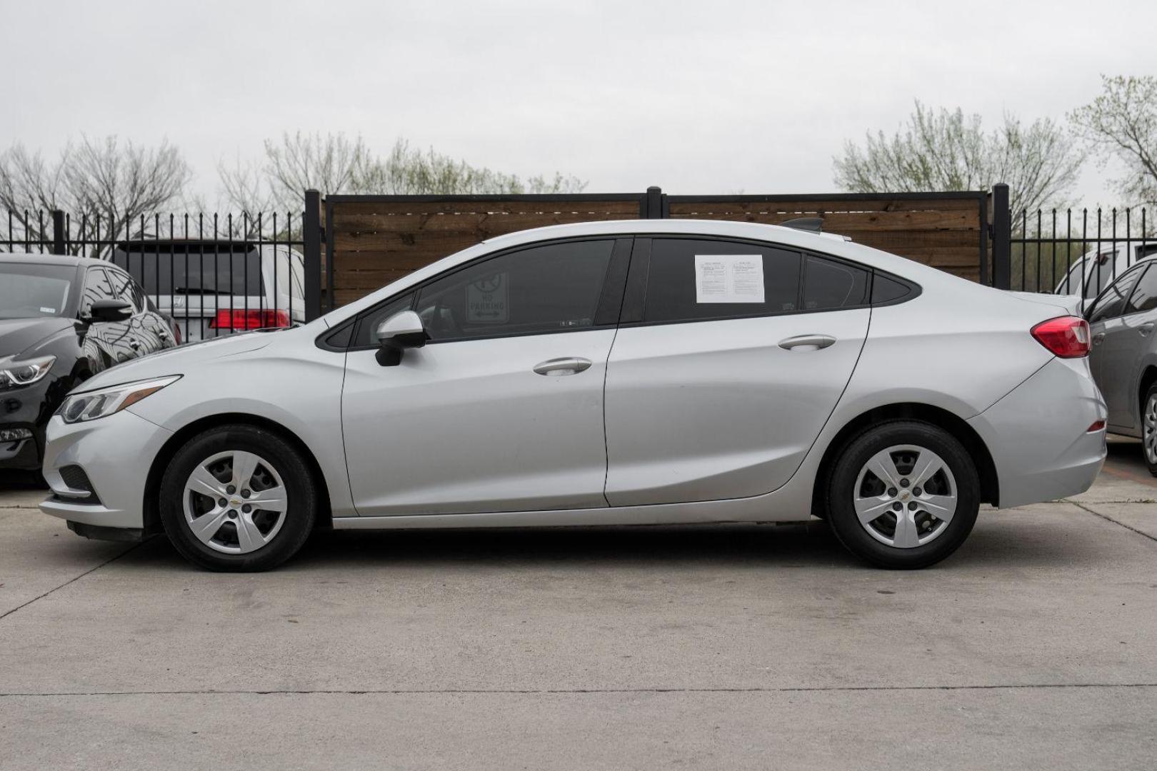 2018 SILVER Chevrolet Cruze LS Auto (1G1BC5SM2J7) with an 1.4L L4 DOHC 16V TUR engine, 6-Speed Automatic transmission, located at 2401 E Main St., Grand Prairie, TX, 75050, (972) 262-4440, 32.748981, -96.969643 - Photo#14