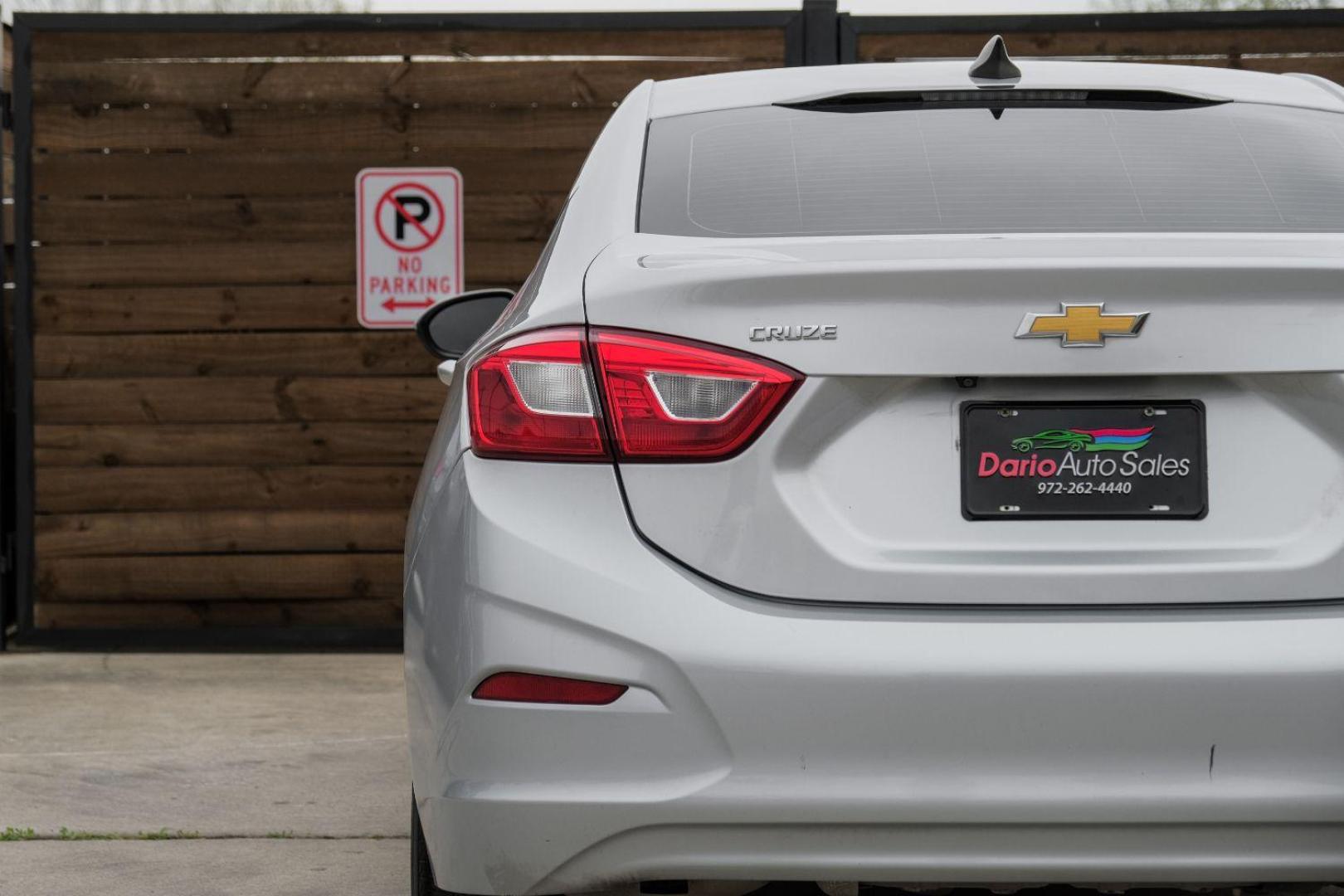 2018 SILVER Chevrolet Cruze LS Auto (1G1BC5SM2J7) with an 1.4L L4 DOHC 16V TUR engine, 6-Speed Automatic transmission, located at 2401 E Main St., Grand Prairie, TX, 75050, (972) 262-4440, 32.748981, -96.969643 - Photo#45