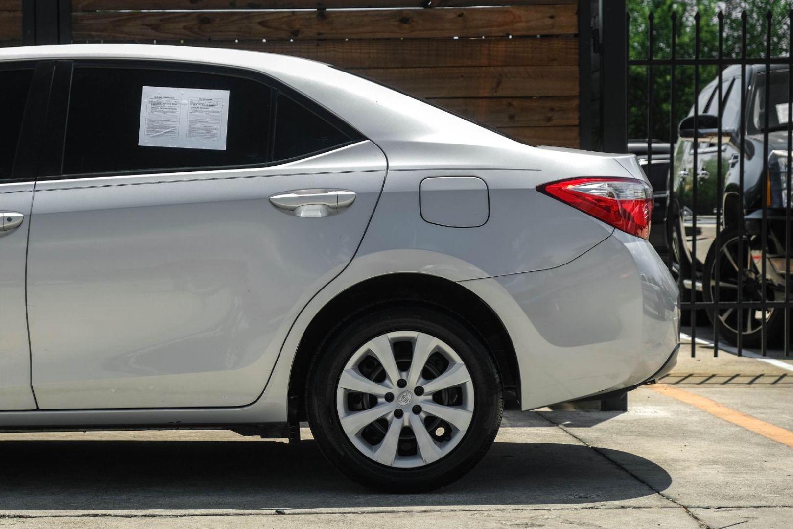 2015 Silver Toyota Corolla L 4-Speed AT (5YFBURHE9FP) with an 1.8L L4 DOHC 16V engine, 4-Speed Automatic transmission, located at 2401 E Main St., Grand Prairie, TX, 75050, (972) 262-4440, 32.748981, -96.969643 - Photo#9