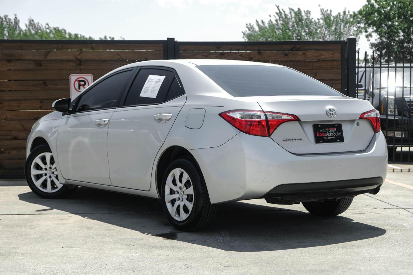 2015 Silver Toyota Corolla L 4-Speed AT (5YFBURHE9FP) with an 1.8L L4 DOHC 16V engine, 4-Speed Automatic transmission, located at 2401 E Main St., Grand Prairie, TX, 75050, (972) 262-4440, 32.748981, -96.969643 - Photo#6