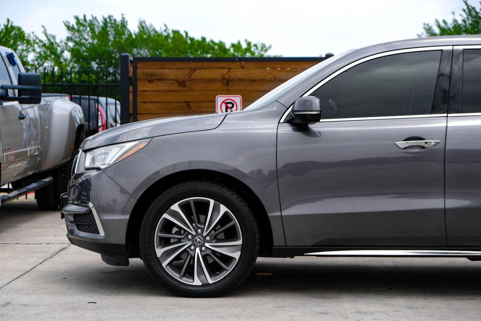 2019 gray Acura MDX SH-AWD 9-Spd AT w/Tech Package (5J8YD4H57KL) with an 3.5L V6 SOHC 24V engine, 9-Speed Automatic transmission, located at 2401 E Main St., Grand Prairie, TX, 75050, (972) 262-4440, 32.748981, -96.969643 - Photo#9