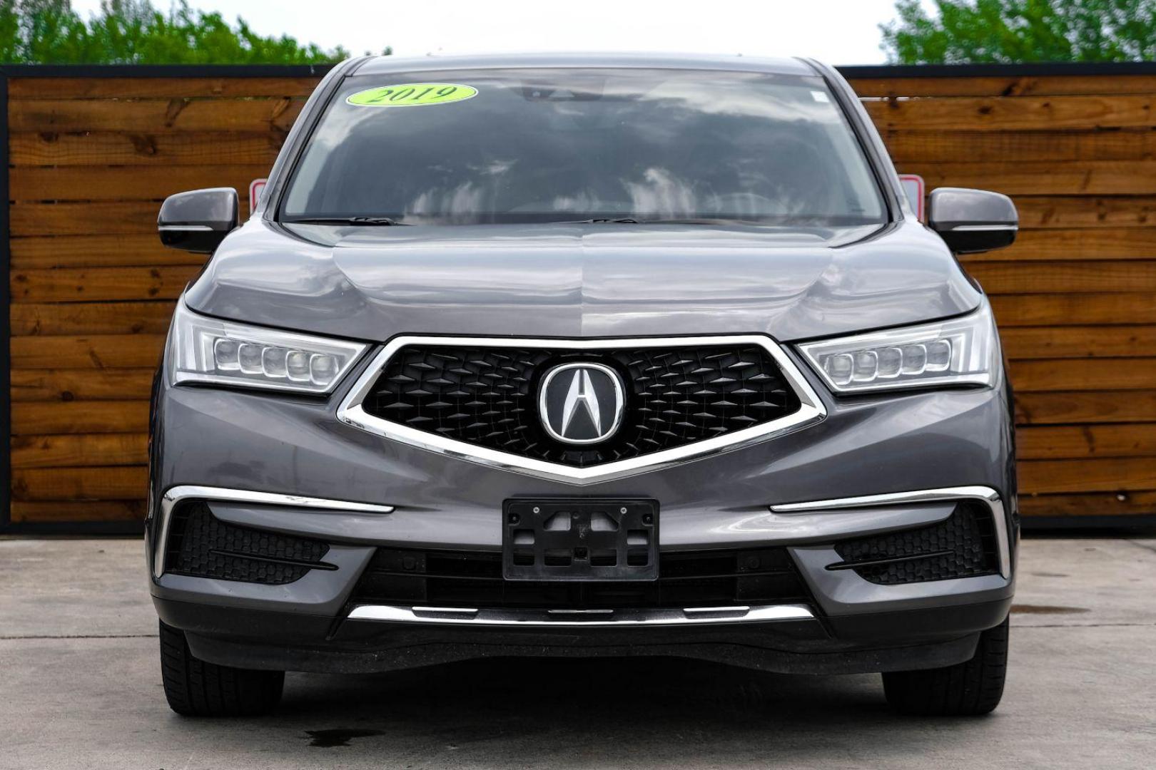 2019 gray Acura MDX SH-AWD 9-Spd AT w/Tech Package (5J8YD4H57KL) with an 3.5L V6 SOHC 24V engine, 9-Speed Automatic transmission, located at 2401 E Main St., Grand Prairie, TX, 75050, (972) 262-4440, 32.748981, -96.969643 - Photo#2