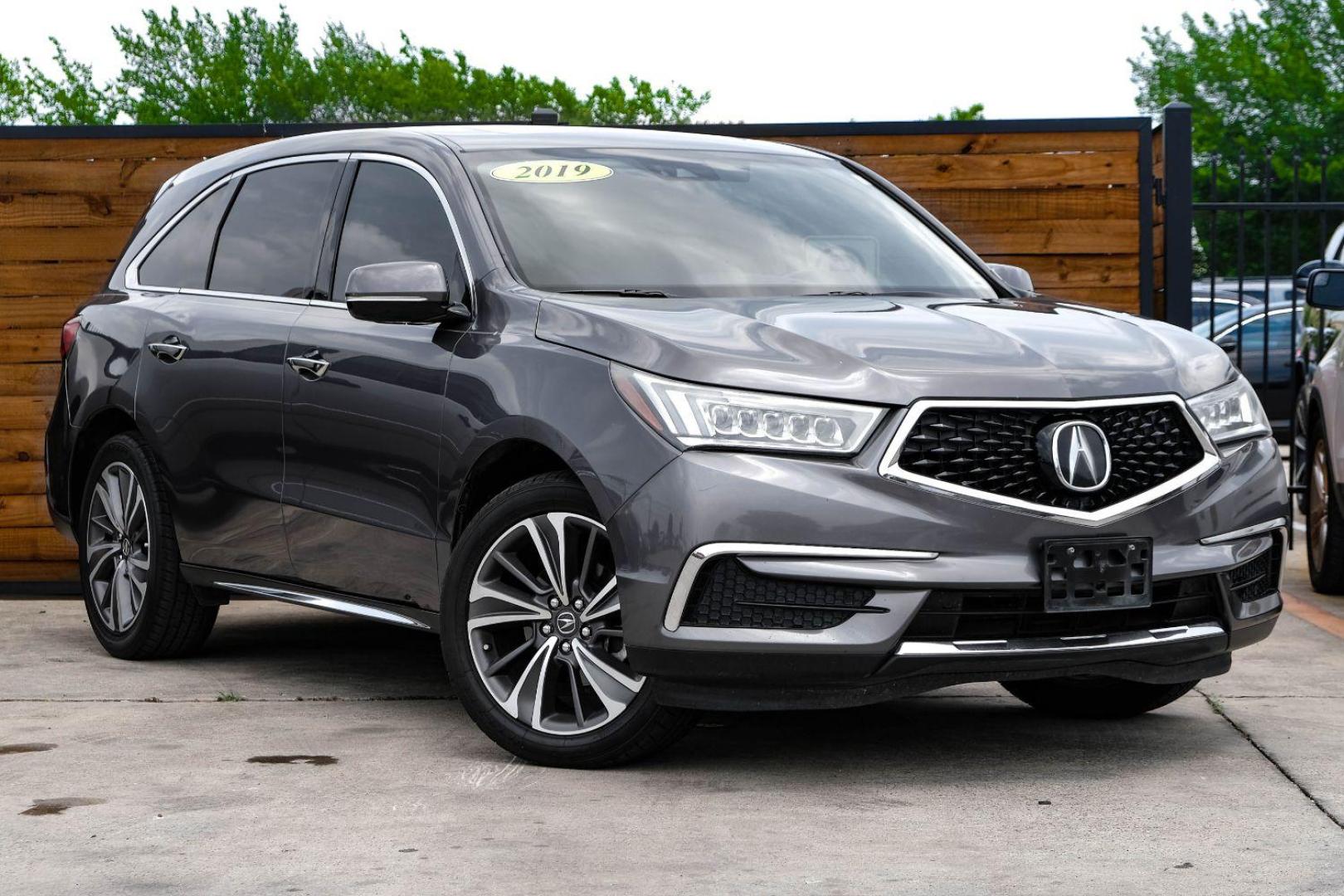 2019 gray Acura MDX SH-AWD 9-Spd AT w/Tech Package (5J8YD4H57KL) with an 3.5L V6 SOHC 24V engine, 9-Speed Automatic transmission, located at 2401 E Main St., Grand Prairie, TX, 75050, (972) 262-4440, 32.748981, -96.969643 - Photo#3