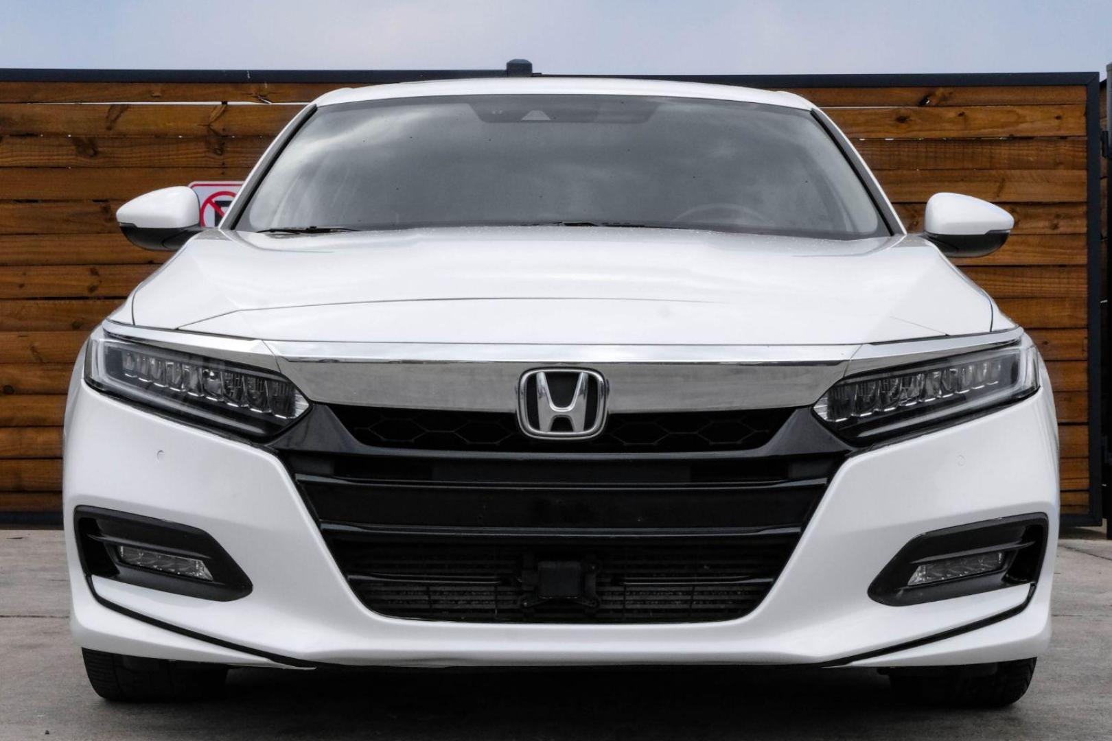 2018 White Honda Accord Touring CVT (1HGCV1F97JA) with an 1.5L L4 DOHC 16V TURBO engine, Continuously Variable Transmission transmission, located at 2401 E Main St., Grand Prairie, TX, 75050, (972) 262-4440, 32.748981, -96.969643 - Photo#2