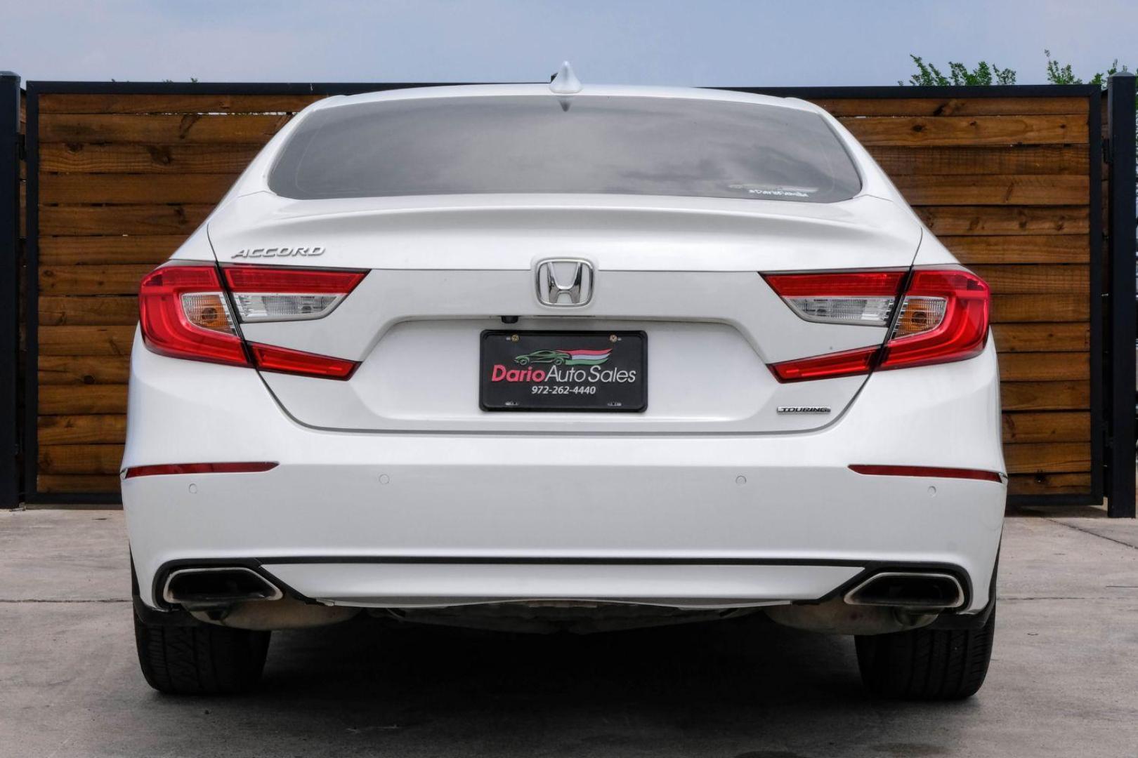 2018 White Honda Accord Touring CVT (1HGCV1F97JA) with an 1.5L L4 DOHC 16V TURBO engine, Continuously Variable Transmission transmission, located at 2401 E Main St., Grand Prairie, TX, 75050, (972) 262-4440, 32.748981, -96.969643 - Photo#6