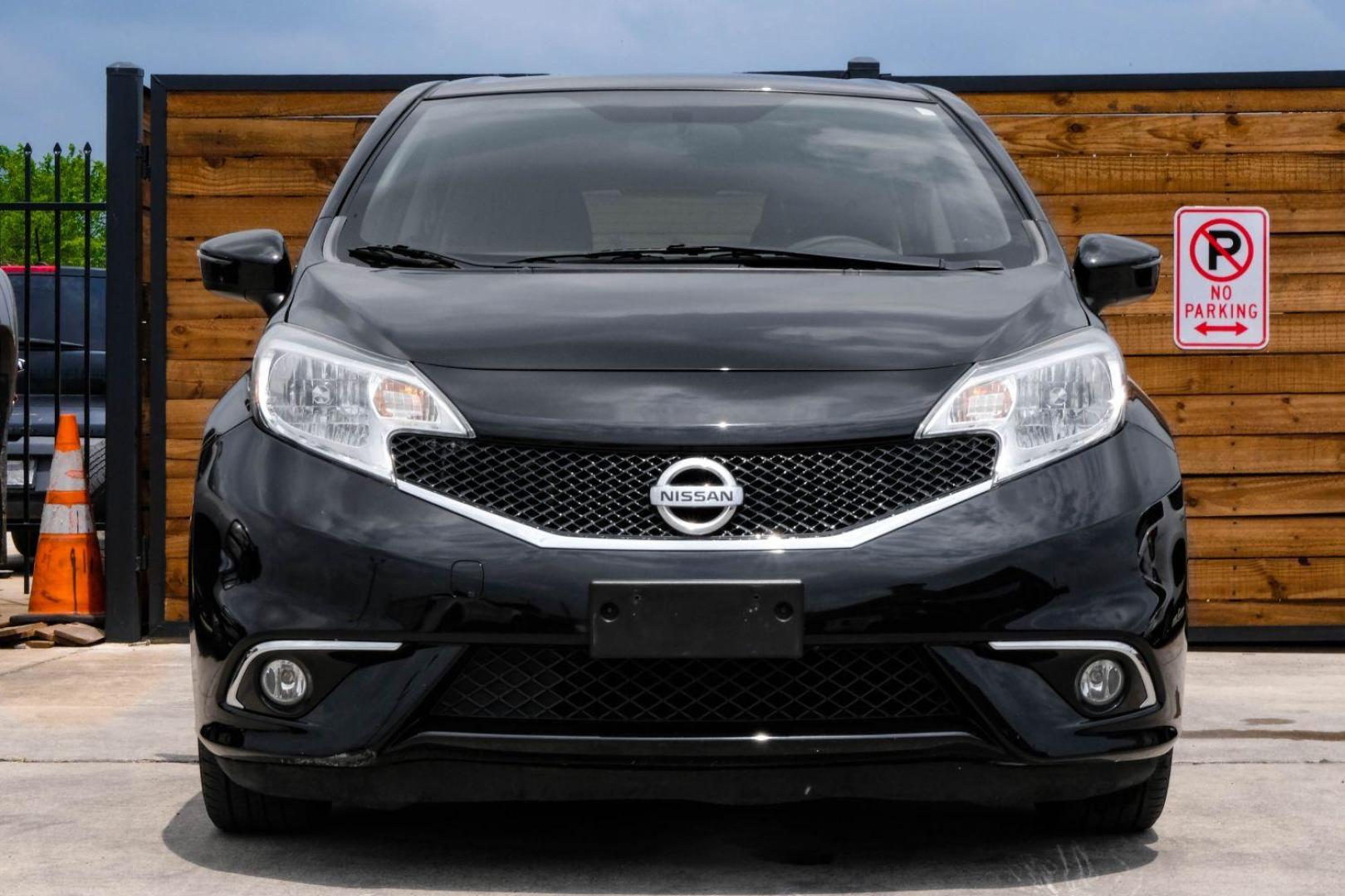 2015 black Nissan Versa Note SR (3N1CE2CP3FL) with an 1.6L L4 DOHC 16V engine, Continuously Variable Transmission transmission, located at 2401 E Main St., Grand Prairie, TX, 75050, (972) 262-4440, 32.748981, -96.969643 - Photo#2