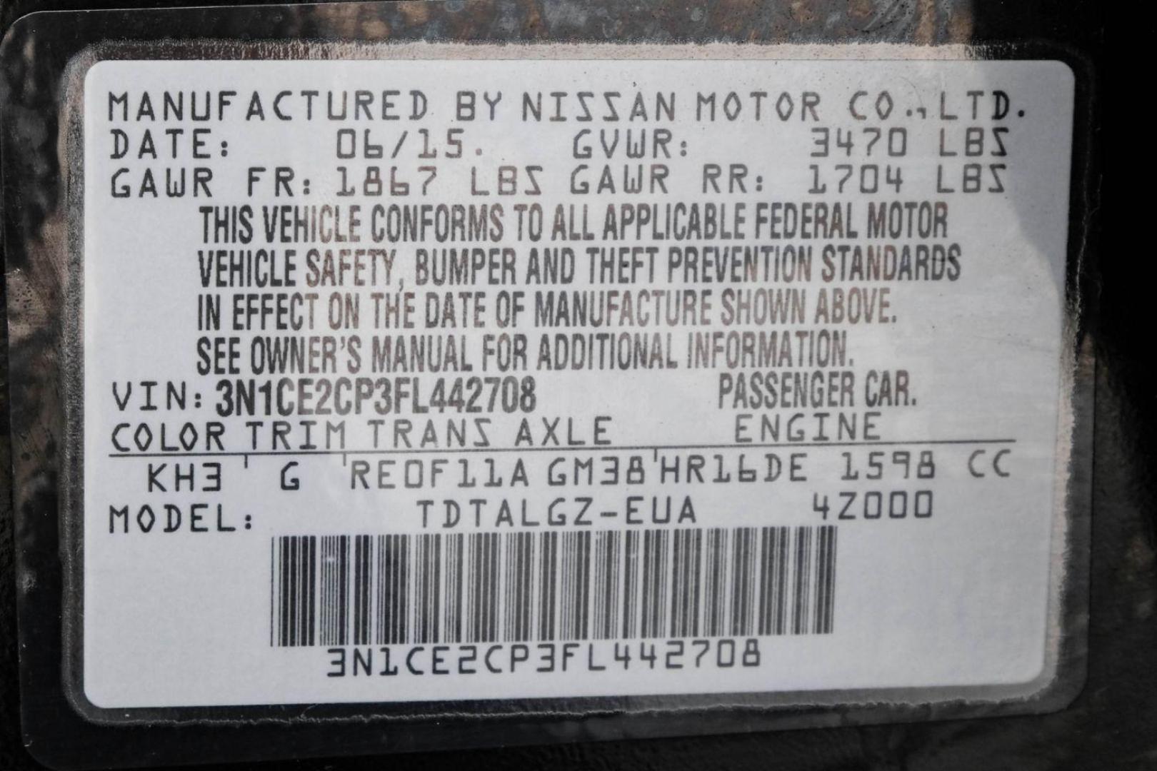 2015 black Nissan Versa Note SR (3N1CE2CP3FL) with an 1.6L L4 DOHC 16V engine, Continuously Variable Transmission transmission, located at 2401 E Main St., Grand Prairie, TX, 75050, (972) 262-4440, 32.748981, -96.969643 - Photo#46