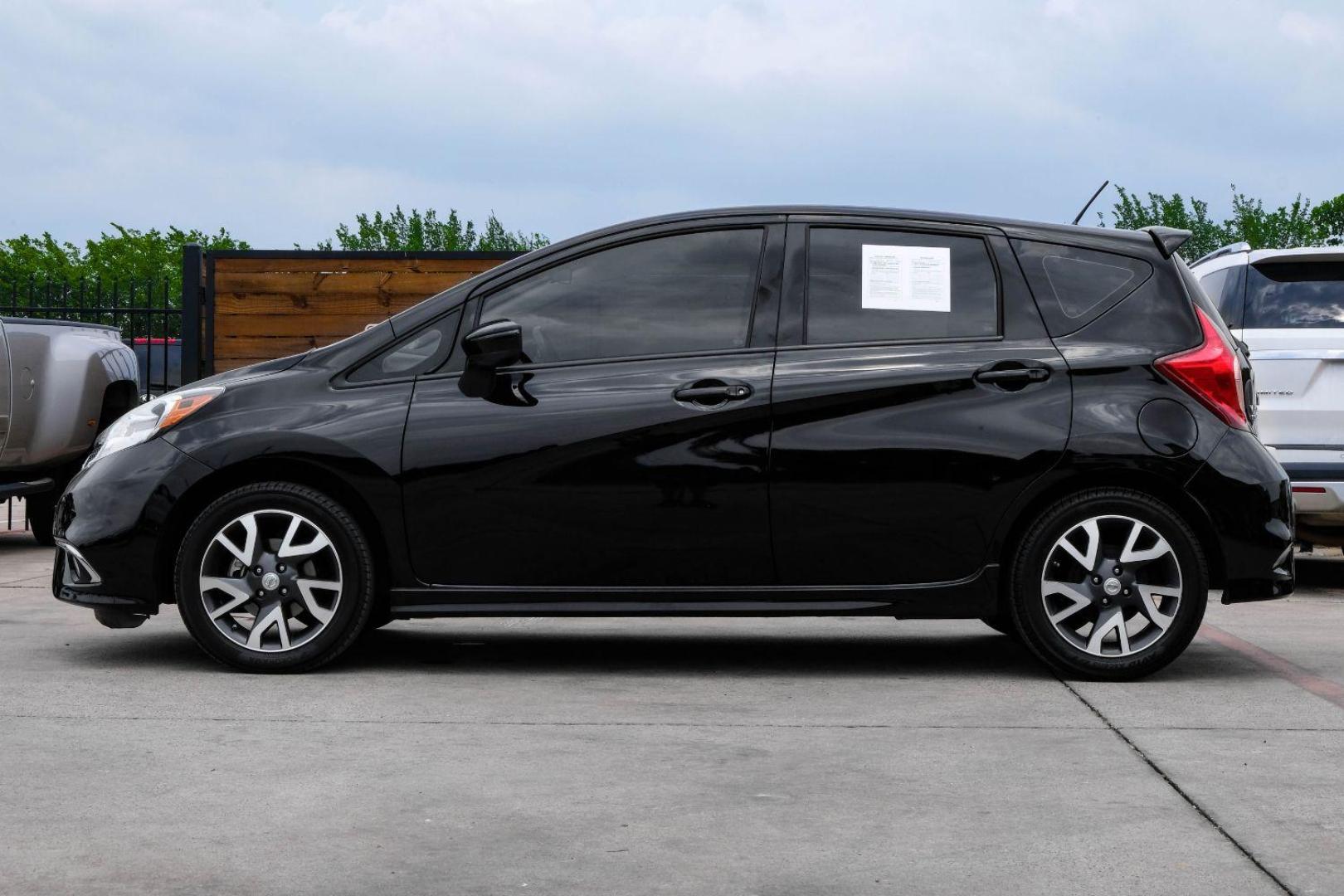 2015 black Nissan Versa Note SR (3N1CE2CP3FL) with an 1.6L L4 DOHC 16V engine, Continuously Variable Transmission transmission, located at 2401 E Main St., Grand Prairie, TX, 75050, (972) 262-4440, 32.748981, -96.969643 - Photo#8