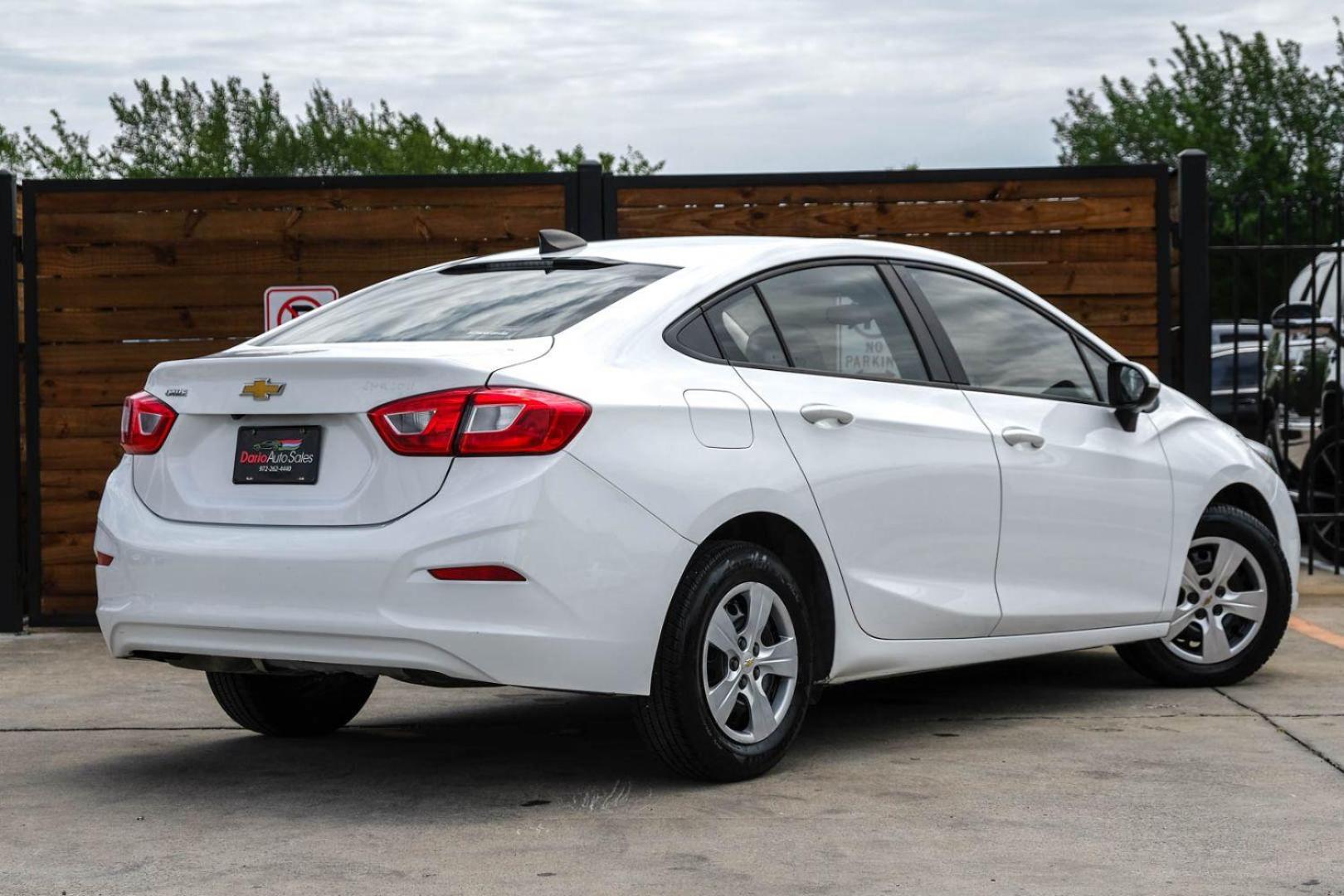 2018 WHITE Chevrolet Cruze LS Auto (1G1BC5SM0J7) with an 1.4L L4 DOHC 16V TURBO engine, 6-Speed Automatic transmission, located at 2401 E Main St., Grand Prairie, TX, 75050, (972) 262-4440, 32.748981, -96.969643 - Photo#5