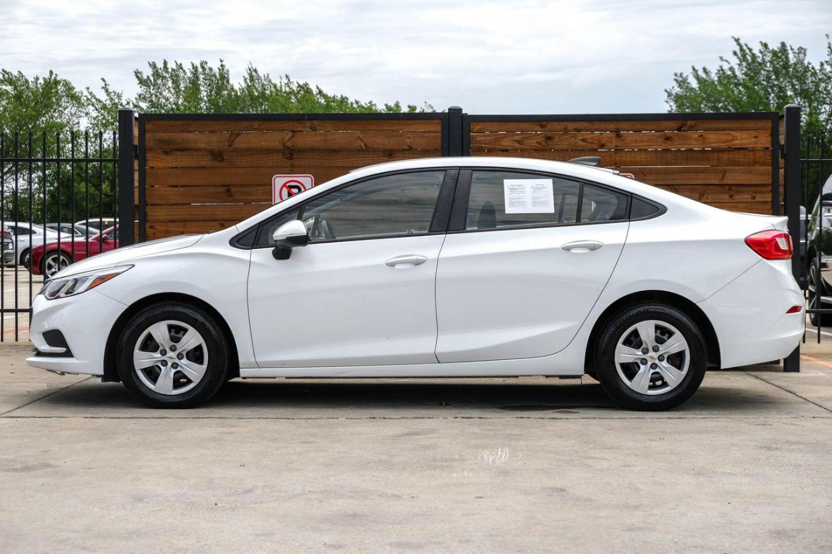 2018 WHITE Chevrolet Cruze LS Auto (1G1BC5SM0J7) with an 1.4L L4 DOHC 16V TURBO engine, 6-Speed Automatic transmission, located at 2401 E Main St., Grand Prairie, TX, 75050, (972) 262-4440, 32.748981, -96.969643 - Photo#8