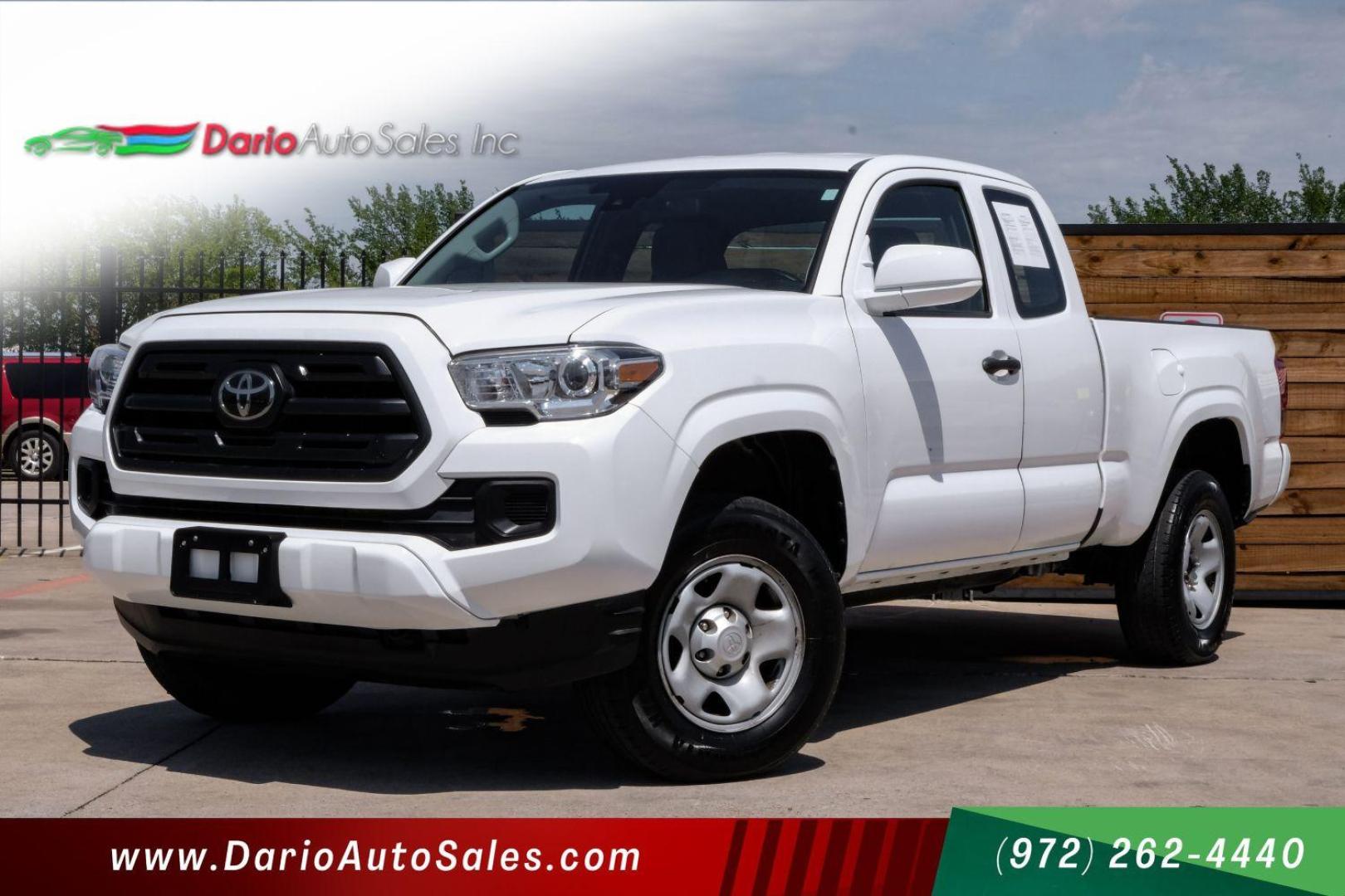 2018 white Toyota Tacoma SR5 Access Cab I4 6AT 2WD (5TFRX5GN4JX) with an 2.7L L4 DOHC 16V engine, 6-Speed Automatic transmission, located at 2401 E Main St., Grand Prairie, TX, 75050, (972) 262-4440, 32.748981, -96.969643 - Photo#0