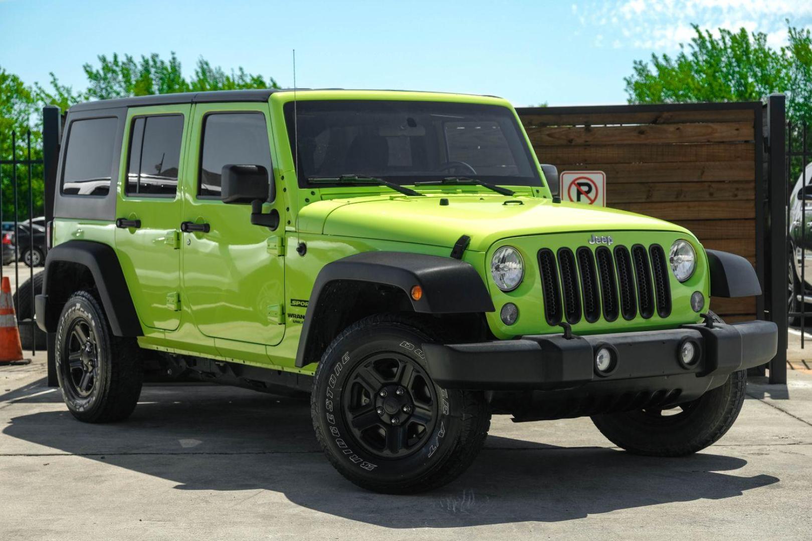 2017 green Jeep Wrangler Unlimited Sport 4WD (1C4BJWDG8HL) with an 3.6L V6 DOHC 24V FFV engine, located at 2401 E Main St., Grand Prairie, TX, 75050, (972) 262-4440, 32.748981, -96.969643 - Photo#3