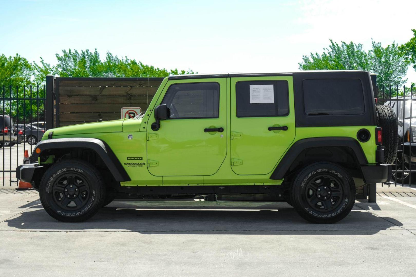 2017 green Jeep Wrangler Unlimited Sport 4WD (1C4BJWDG8HL) with an 3.6L V6 DOHC 24V FFV engine, located at 2401 E Main St., Grand Prairie, TX, 75050, (972) 262-4440, 32.748981, -96.969643 - Photo#7