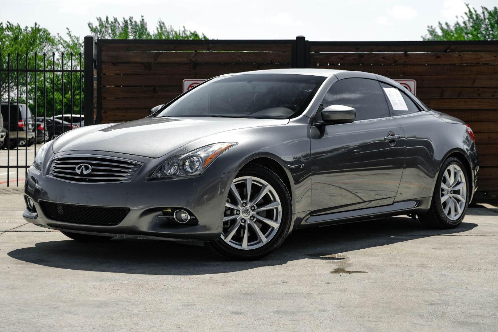 2014 gray Infiniti Q60 Convertible (JN1CV6FE1EM) with an 3.7L V6 DOHC 24V engine, 7-Speed Automatic transmission, located at 2401 E Main St., Grand Prairie, TX, 75050, (972) 262-4440, 32.748981, -96.969643 - Photo#2