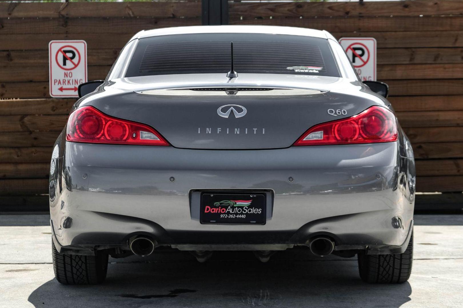 2014 gray Infiniti Q60 Convertible (JN1CV6FE1EM) with an 3.7L V6 DOHC 24V engine, 7-Speed Automatic transmission, located at 2401 E Main St., Grand Prairie, TX, 75050, (972) 262-4440, 32.748981, -96.969643 - Photo#7