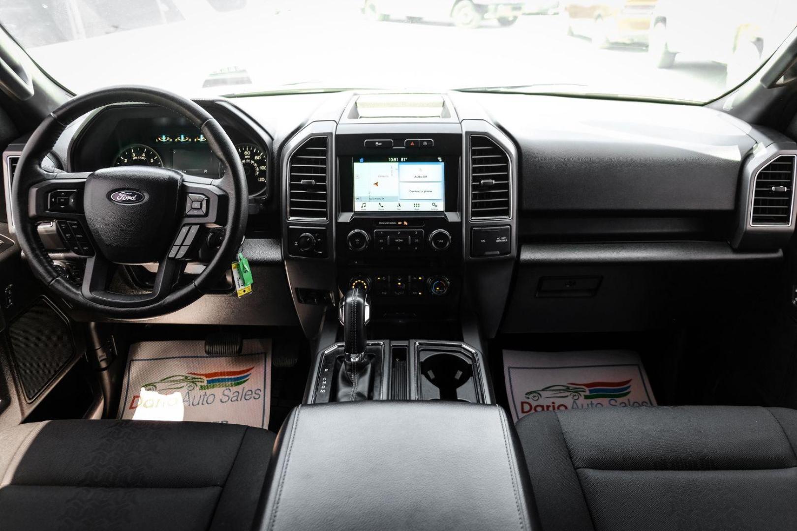 2018 WHITE Ford F-150 XLT SuperCrew 5.5-ft. Bed 2WD (1FTEW1CP4JK) with an 2.7L V6 DOHC 24V engine, 6-Speed Automatic transmission, located at 2401 E Main St., Grand Prairie, TX, 75050, (972) 262-4440, 32.748981, -96.969643 - Photo#12