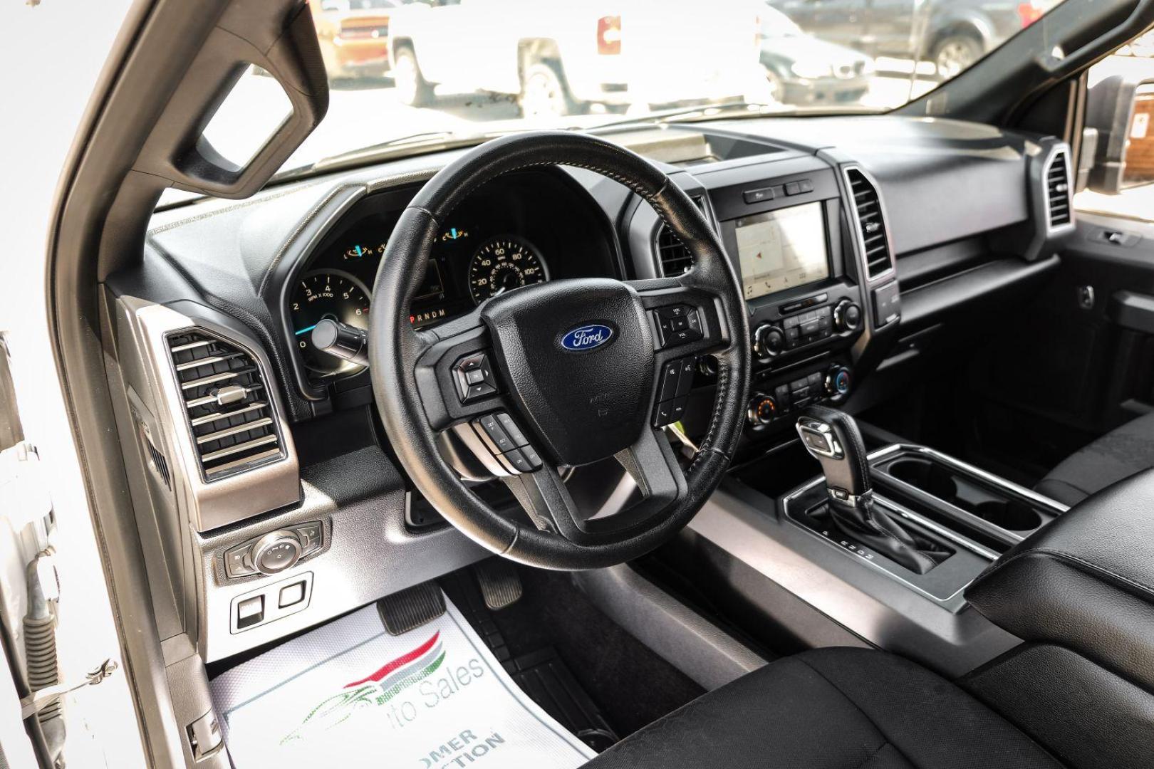 2018 WHITE Ford F-150 XLT SuperCrew 5.5-ft. Bed 2WD (1FTEW1CP4JK) with an 2.7L V6 DOHC 24V engine, 6-Speed Automatic transmission, located at 2401 E Main St., Grand Prairie, TX, 75050, (972) 262-4440, 32.748981, -96.969643 - Photo#13