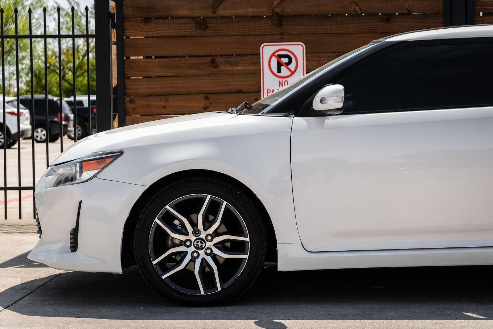 2016 WHITE Scion tC HATCHBACK (JTKJF5C77GJ) , located at 2401 E Main St., Grand Prairie, TX, 75050, (972) 262-4440, 32.748981, -96.969643 - Photo#9