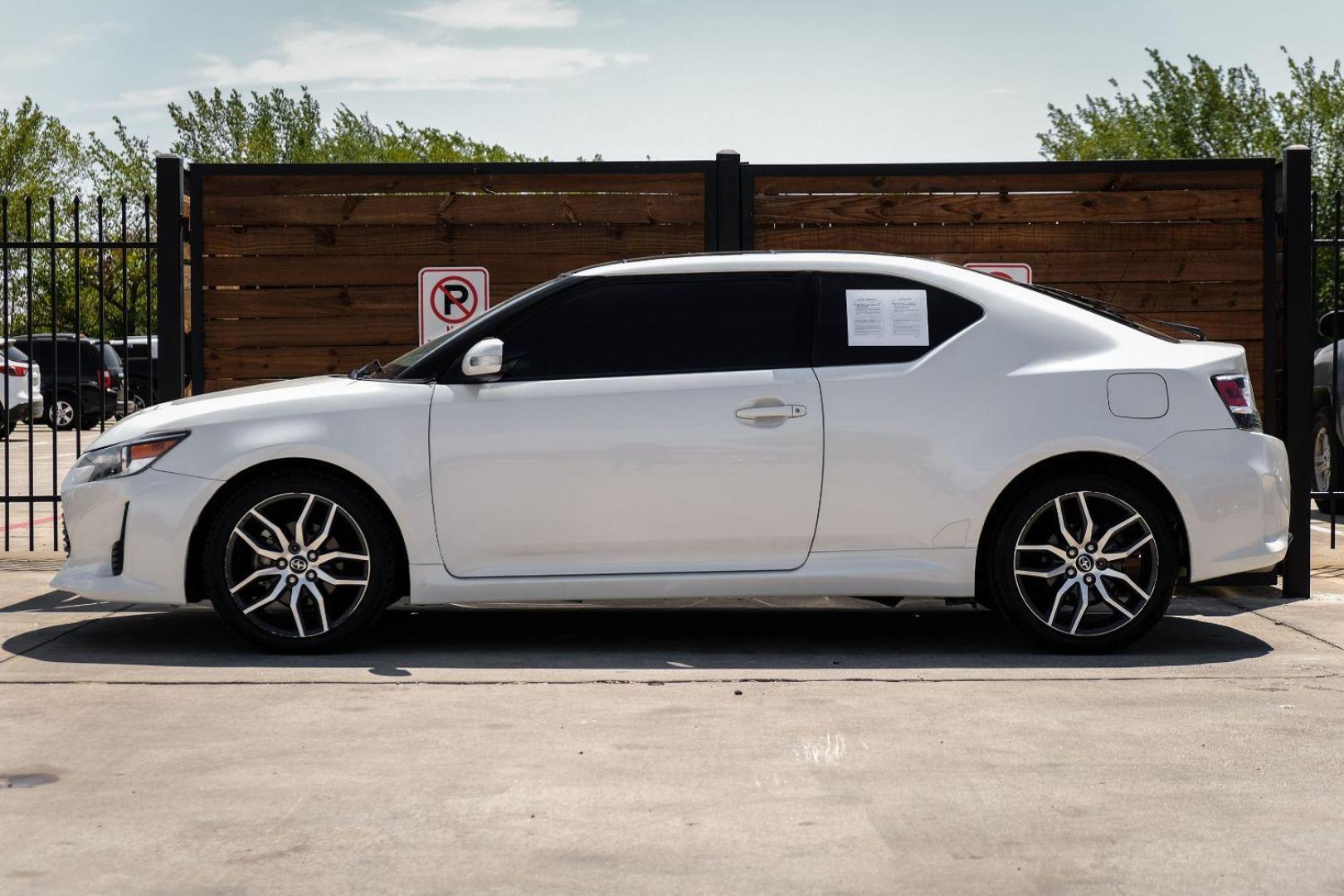 2016 WHITE Scion tC HATCHBACK (JTKJF5C77GJ) , located at 2401 E Main St., Grand Prairie, TX, 75050, (972) 262-4440, 32.748981, -96.969643 - Photo#8