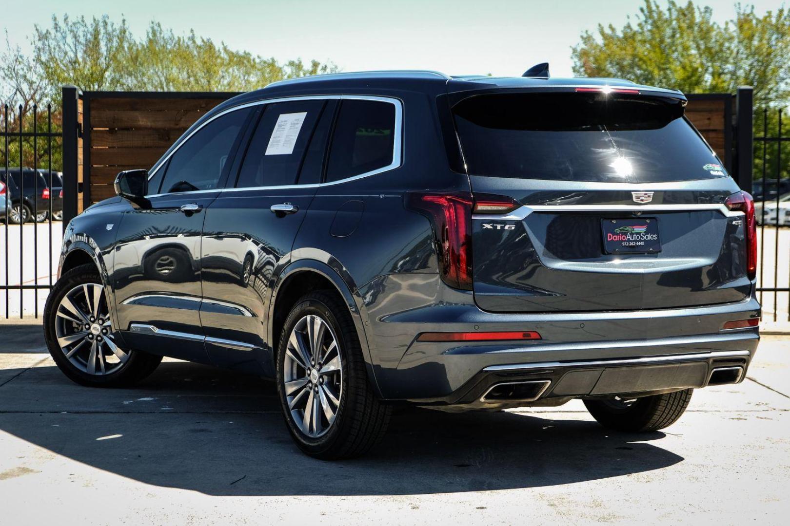 2020 Gray Cadillac XT6 Premium Luxury (1GYKPCRS4LZ) with an 3.6L V6 DOHC 24V engine, 9-Speed Automatic transmission, located at 2401 E Main St., Grand Prairie, TX, 75050, (972) 262-4440, 32.748981, -96.969643 - Photo#7