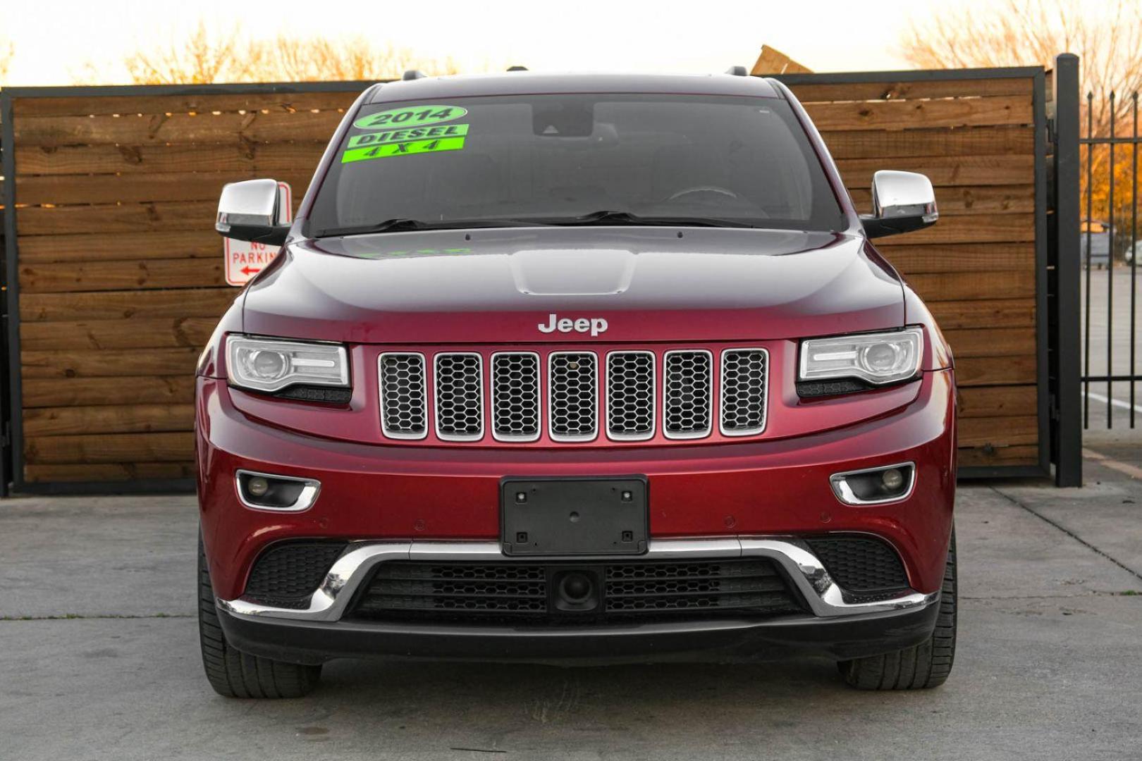 2014 RED Jeep Grand Cherokee Summit 4WD (1C4RJFJM8EC) with an 3.0L V6 DOHC 24V DIESEL engine, 5-Speed Automatic transmission, located at 2401 E Main St., Grand Prairie, TX, 75050, (972) 262-4440, 32.748981, -96.969643 - Photo#2