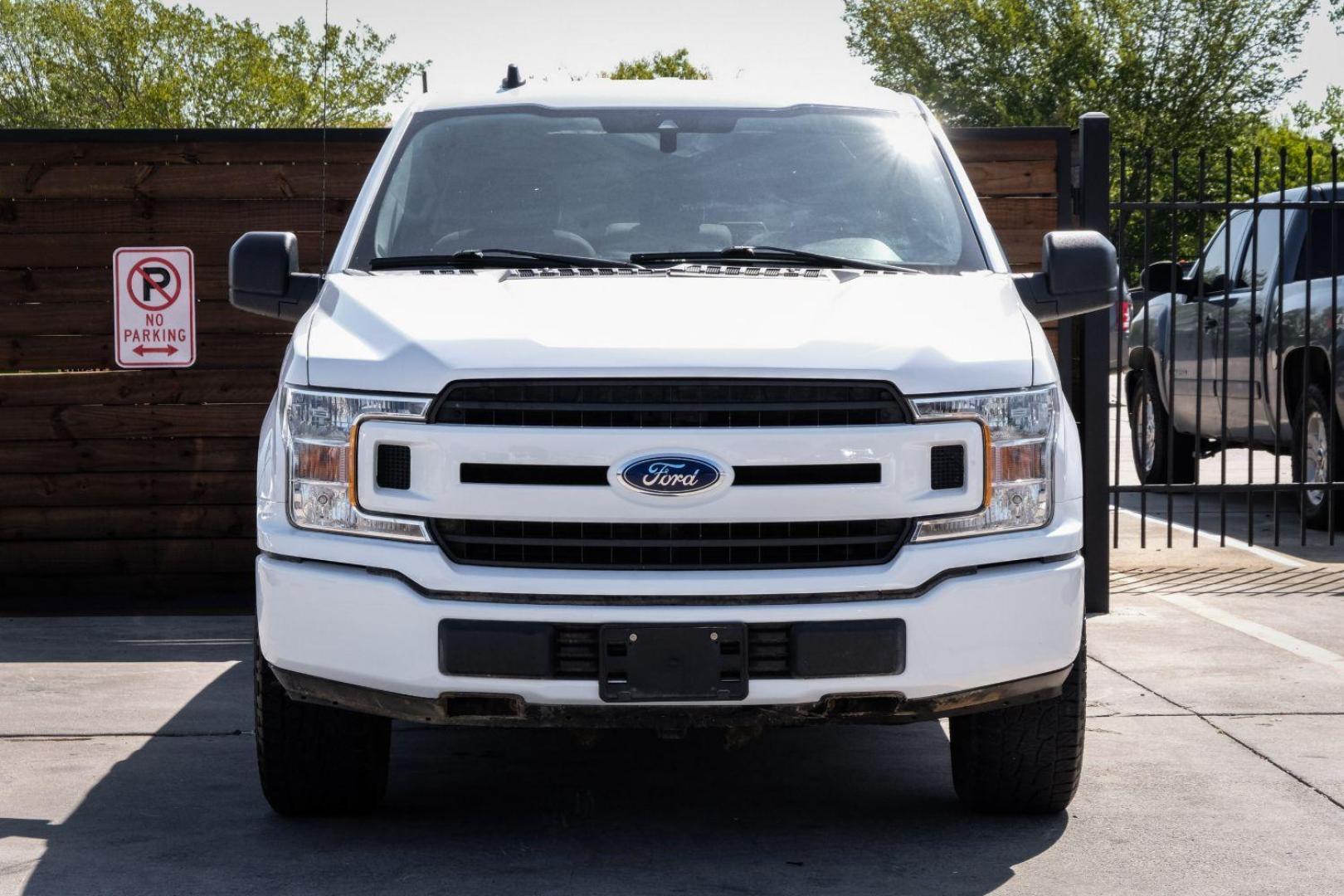 2020 WHITE Ford F-150 XL 6.5-ft. Bed 2WD (1FTMF1CBXLK) with an 3.3L V6 DOHC 24V engine, 6-Speed Automatic transmission, located at 2401 E Main St., Grand Prairie, TX, 75050, (972) 262-4440, 32.748981, -96.969643 - Photo#2