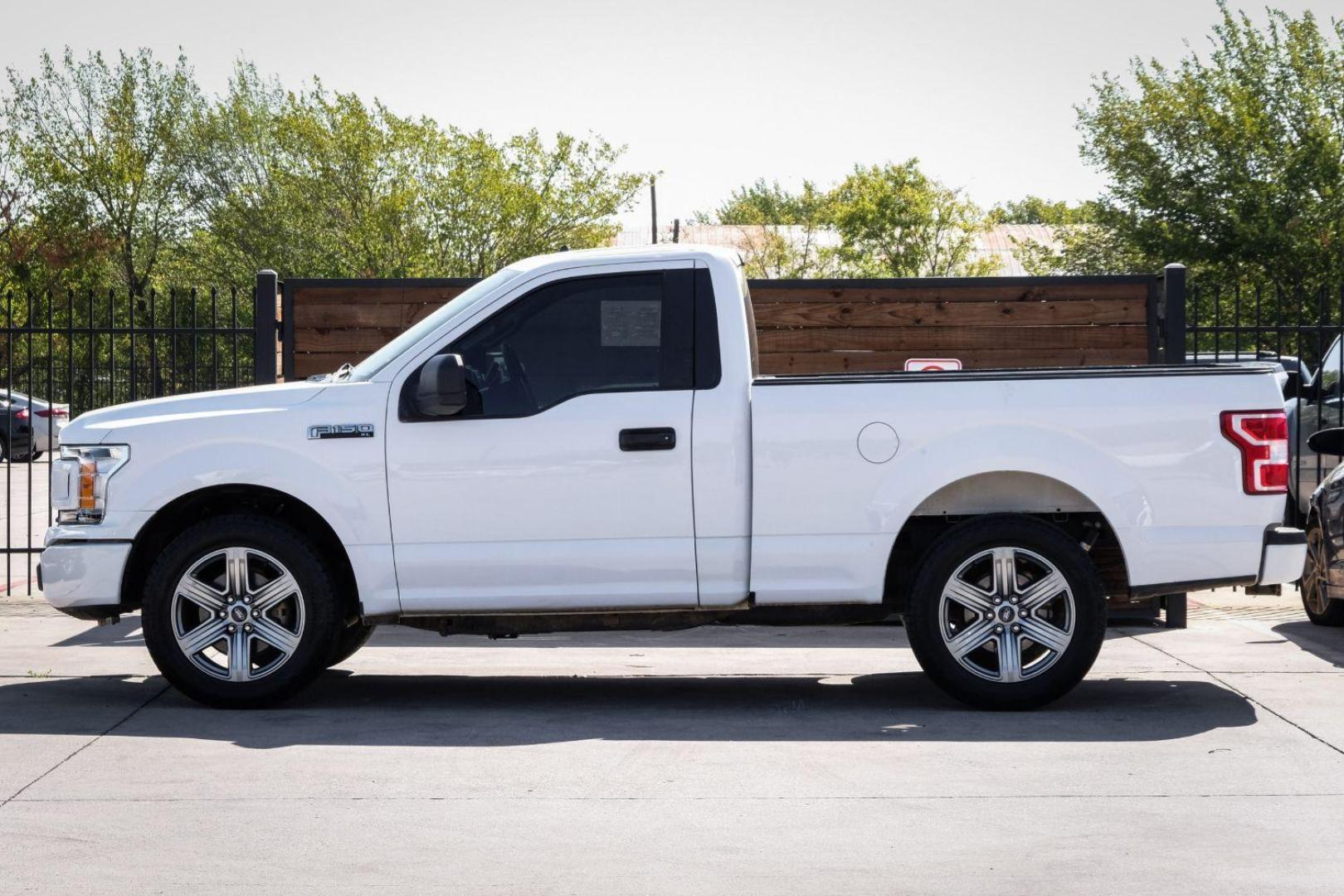 2020 WHITE Ford F-150 XL 6.5-ft. Bed 2WD (1FTMF1CBXLK) with an 3.3L V6 DOHC 24V engine, 6-Speed Automatic transmission, located at 2401 E Main St., Grand Prairie, TX, 75050, (972) 262-4440, 32.748981, -96.969643 - Photo#8