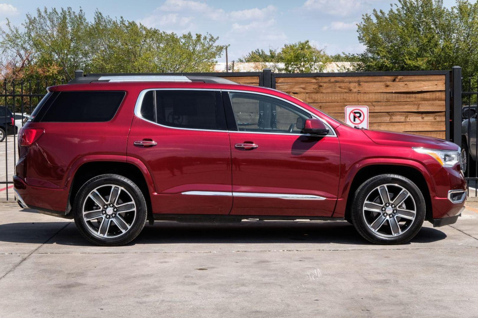 2017 RED GMC Acadia Denali AWD (1GKKNXLS7HZ) with an 3.6L V6 DOHC 24V engine, 6-Speed Automatic transmission, located at 2401 E Main St., Grand Prairie, TX, 75050, (972) 262-4440, 32.748981, -96.969643 - Photo#4