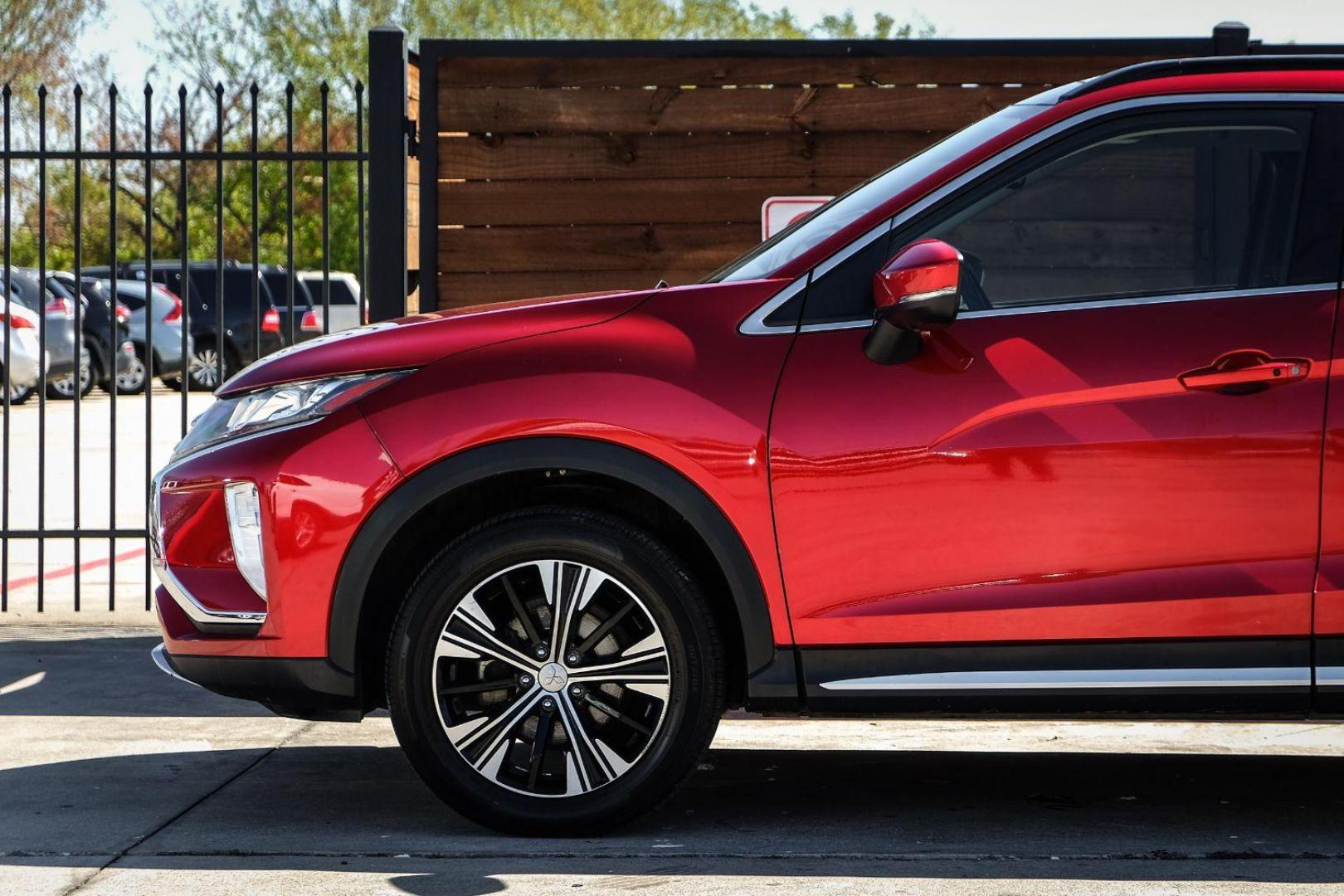 2019 RED Mitsubishi Eclipse Cross SE AWD (JA4AT5AA7KZ) with an 1.5L L4 DOHC 16V engine, Continuously Variable Transmission transmission, located at 2401 E Main St., Grand Prairie, TX, 75050, (972) 262-4440, 32.748981, -96.969643 - Photo#9