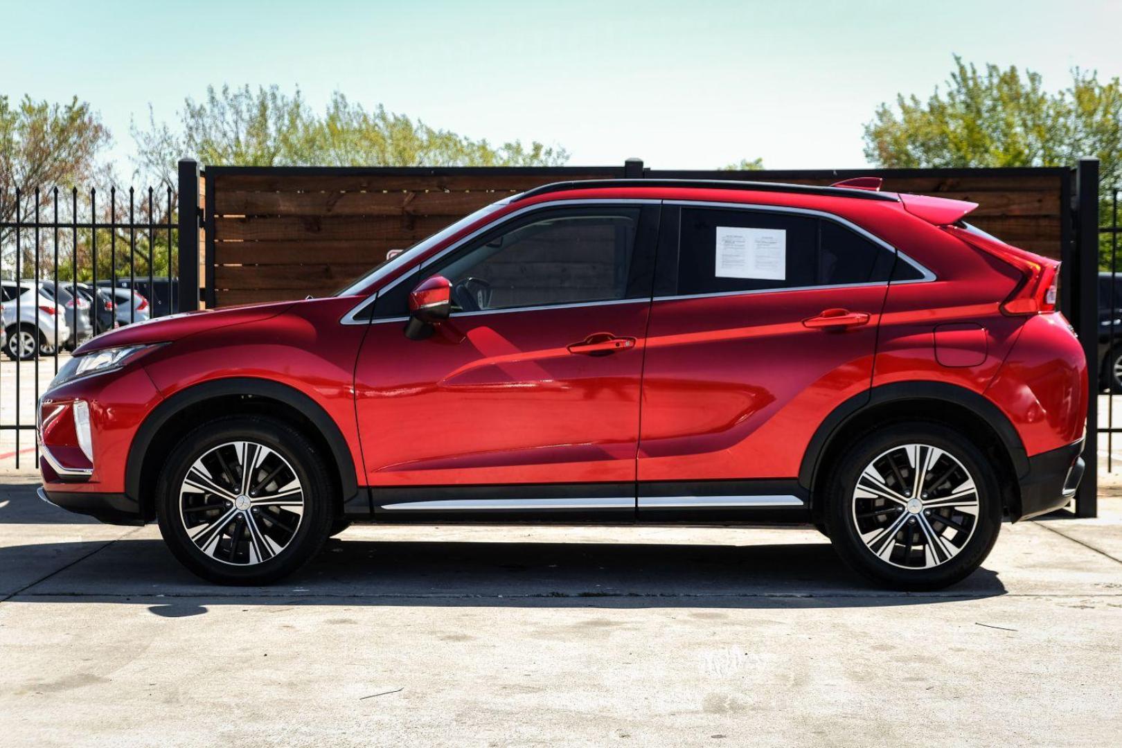 2019 RED Mitsubishi Eclipse Cross SE AWD (JA4AT5AA7KZ) with an 1.5L L4 DOHC 16V engine, Continuously Variable Transmission transmission, located at 2401 E Main St., Grand Prairie, TX, 75050, (972) 262-4440, 32.748981, -96.969643 - Photo#8