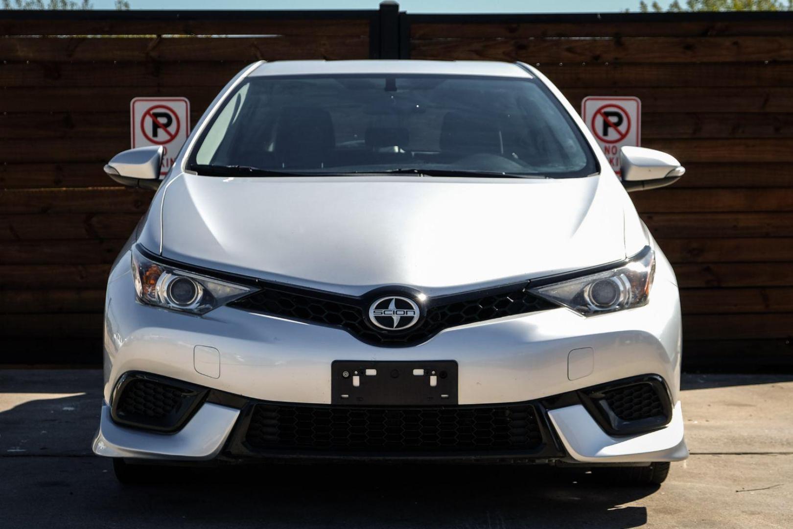 2016 SILVER Scion iM CVT (JTNKARJE5GJ) with an 1.8L L4 DOHC 16V engine, Continuously Variabl transmission, located at 2401 E Main St., Grand Prairie, TX, 75050, (972) 262-4440, 32.748981, -96.969643 - Photo#2