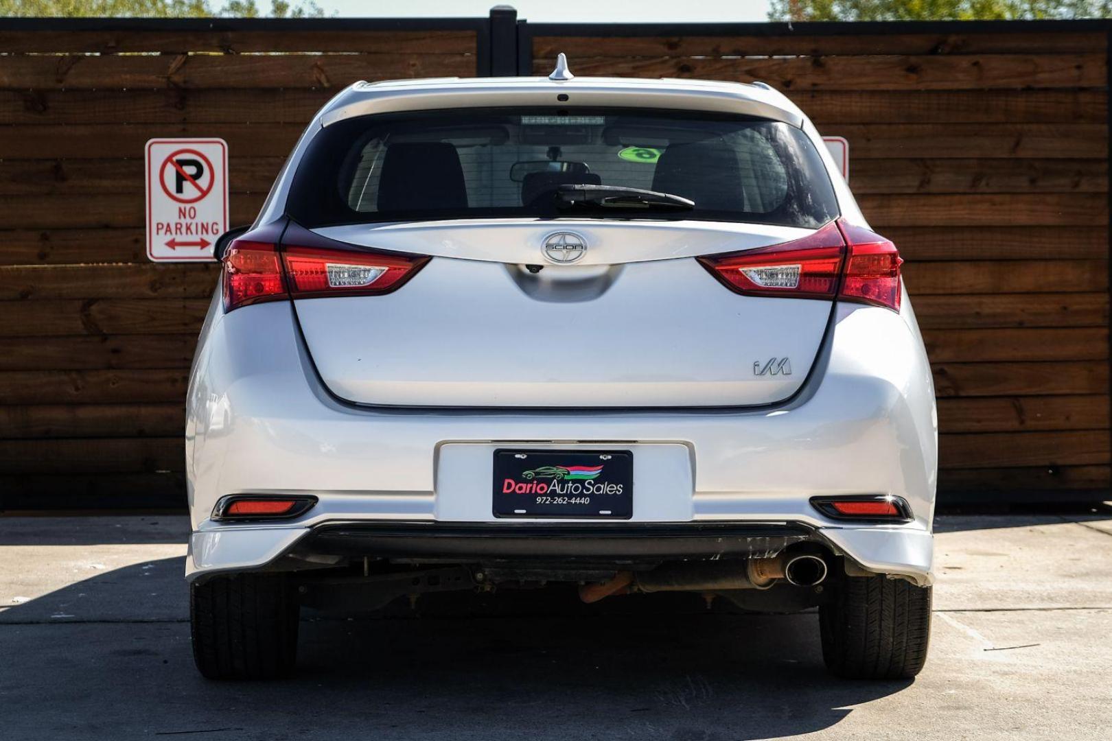 2016 SILVER Scion iM CVT (JTNKARJE5GJ) with an 1.8L L4 DOHC 16V engine, Continuously Variabl transmission, located at 2401 E Main St., Grand Prairie, TX, 75050, (972) 262-4440, 32.748981, -96.969643 - Photo#6