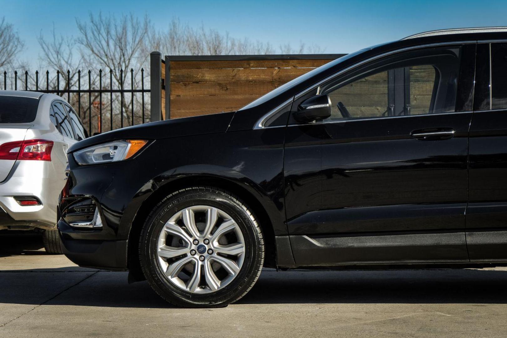 2019 Black Ford Edge Titanium (2FMPK3K99KB) with an 2.0L L4 DOHC 16V engine, 6-Speed Automatic transmission, located at 2401 E Main St., Grand Prairie, TX, 75050, (972) 262-4440, 32.748981, -96.969643 - Photo#9