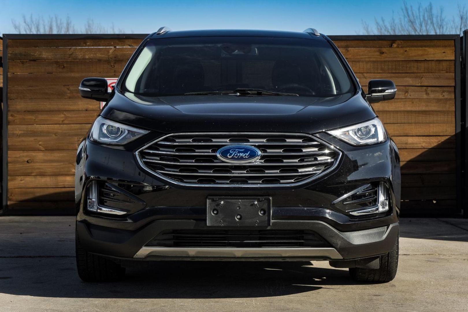 2019 Black Ford Edge Titanium (2FMPK3K99KB) with an 2.0L L4 DOHC 16V engine, 6-Speed Automatic transmission, located at 2401 E Main St., Grand Prairie, TX, 75050, (972) 262-4440, 32.748981, -96.969643 - Photo#2