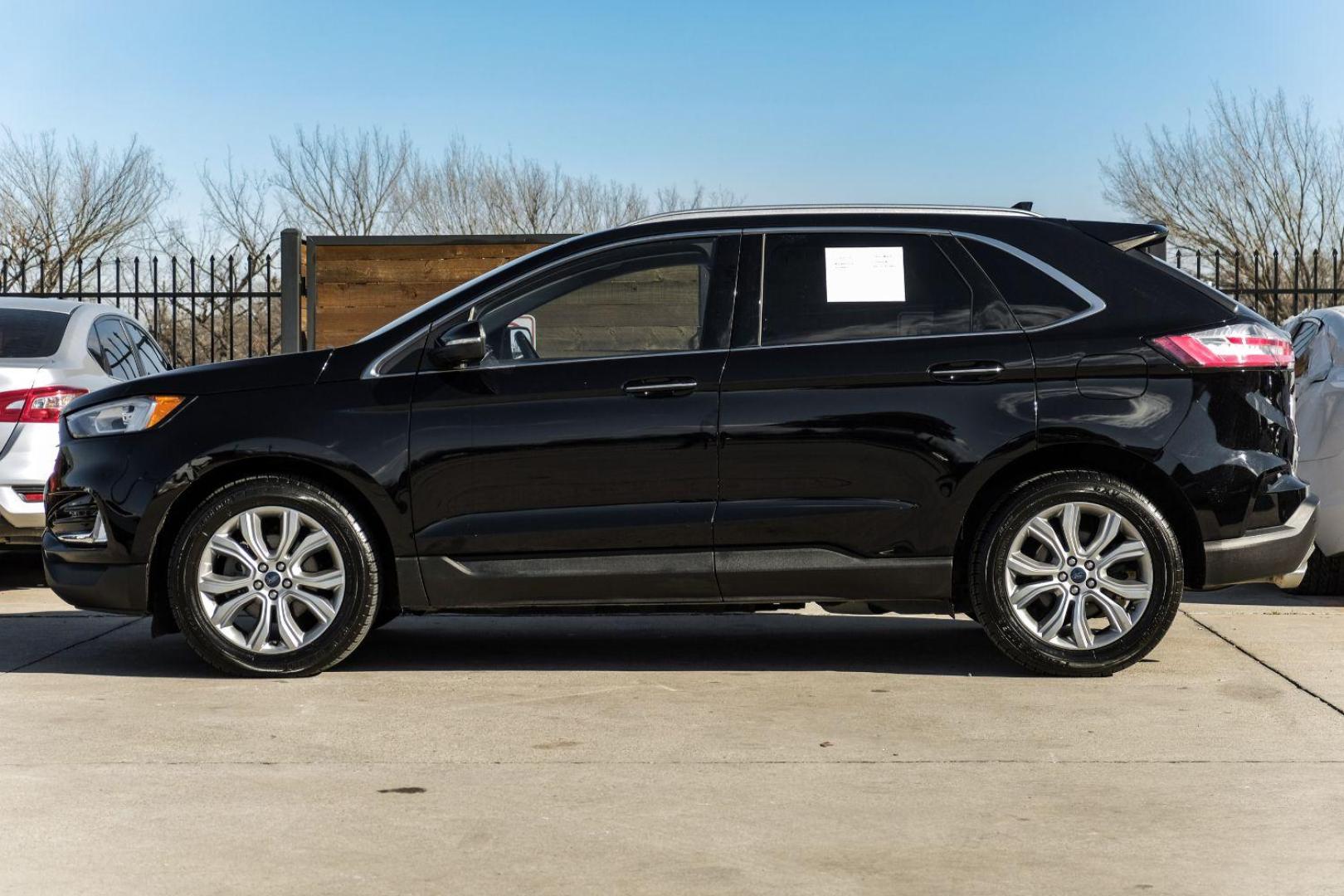 2019 Black Ford Edge Titanium (2FMPK3K99KB) with an 2.0L L4 DOHC 16V engine, 6-Speed Automatic transmission, located at 2401 E Main St., Grand Prairie, TX, 75050, (972) 262-4440, 32.748981, -96.969643 - Photo#8