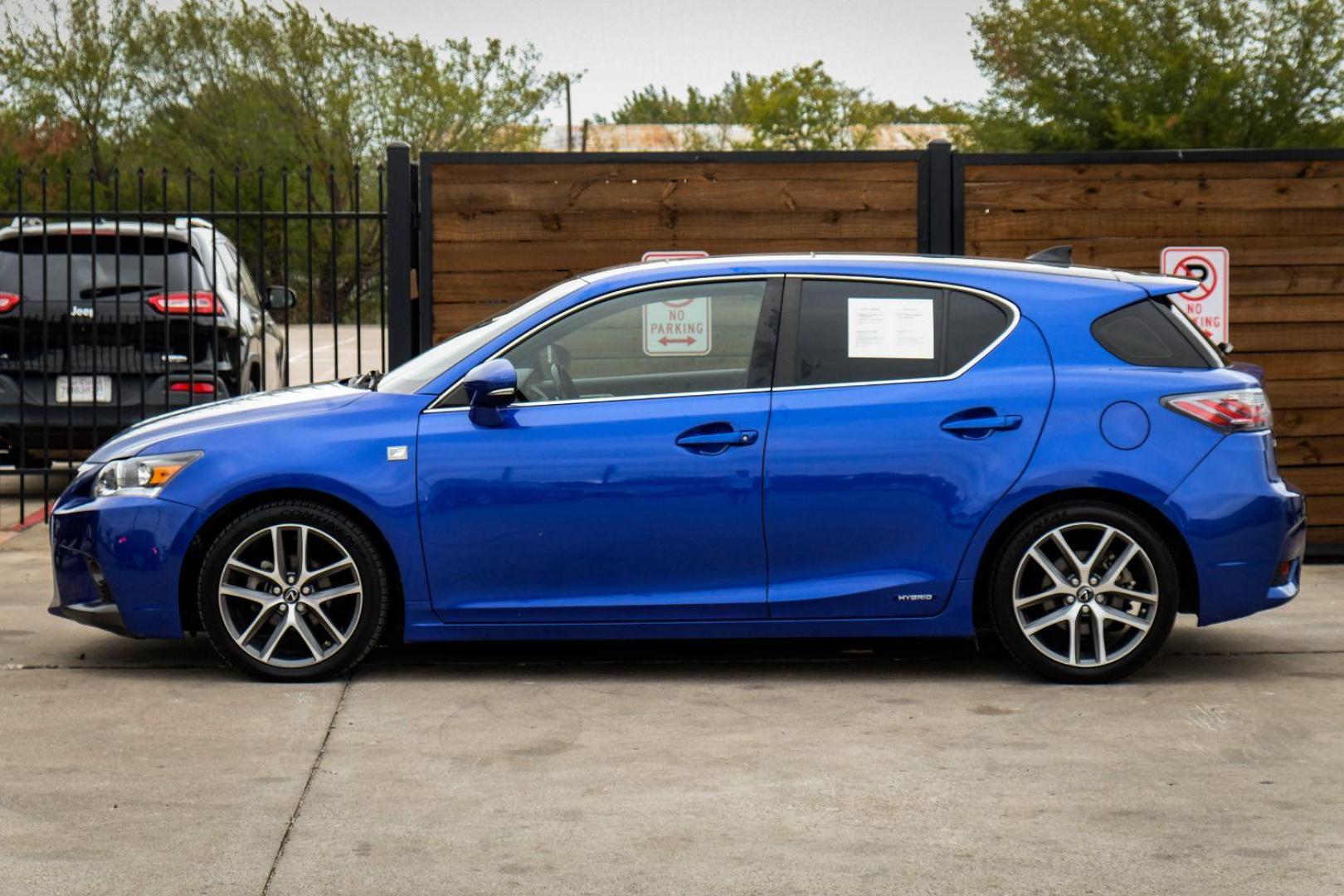 2015 BLUE Lexus CT 200h Base (JTHKD5BH3F2) with an 1.8L L4 HYBRID engine, Continuously Variable Transmission transmission, located at 2401 E Main St., Grand Prairie, TX, 75050, (972) 262-4440, 32.748981, -96.969643 - Photo#8