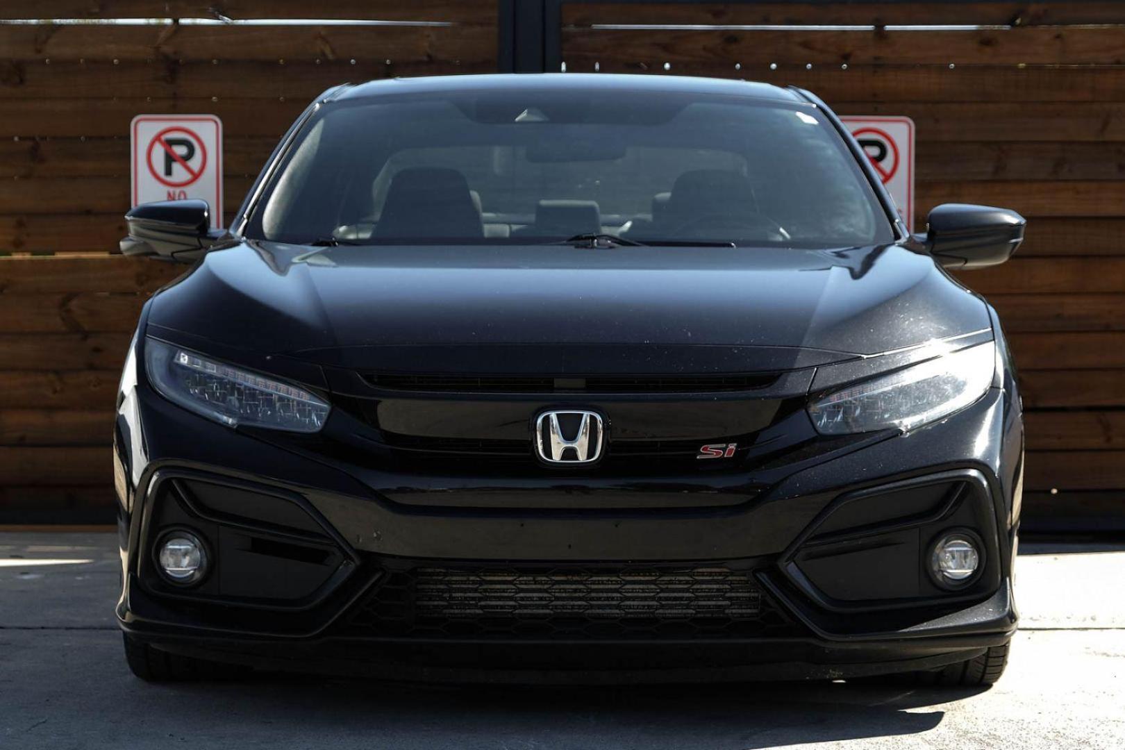 2020 BLACK Honda Civic Si 4dr Sedan 6M (2HGFC1E59LH) with an 1.5L L4 DOHC 16V TURBO engine, 6-Speed Manual transmission, located at 2401 E Main St., Grand Prairie, TX, 75050, (972) 262-4440, 32.748981, -96.969643 - Photo#2