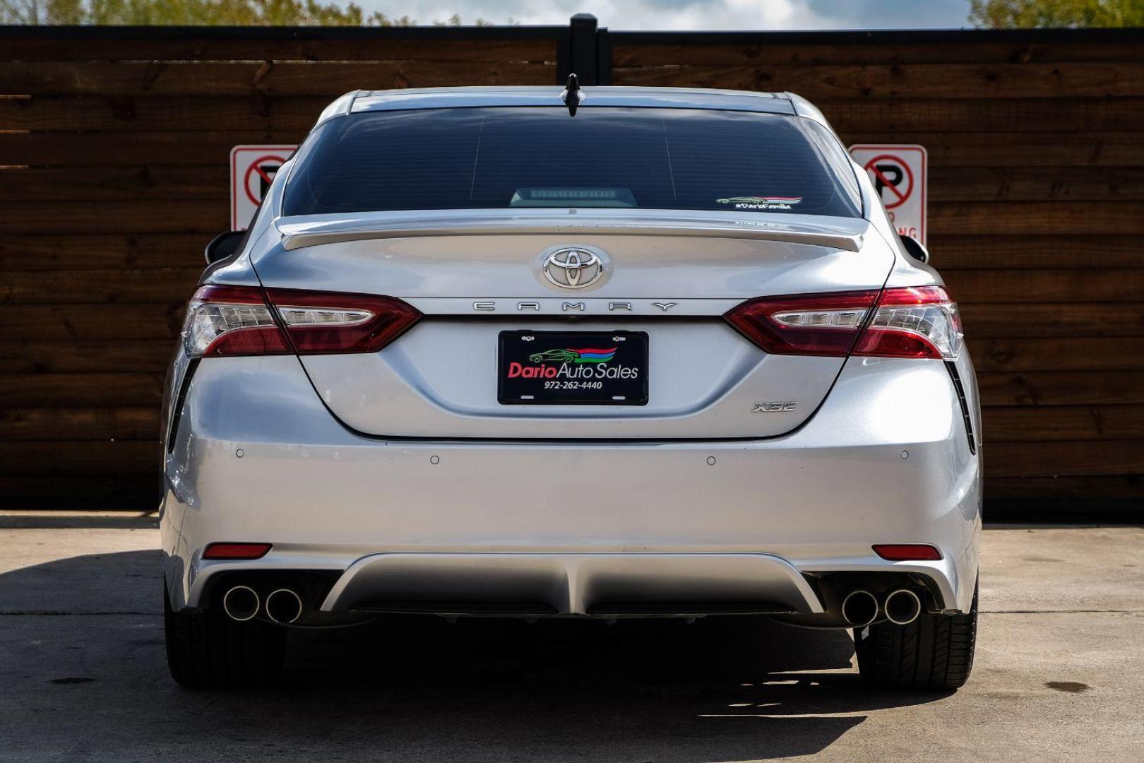 2018 silver Toyota Camry XSE (4T1B61HK4JU) with an 2.5L L4 DOHC 16V engine, 8-Speed Automatic transmission, located at 2401 E Main St., Grand Prairie, TX, 75050, (972) 262-4440, 32.748981, -96.969643 - Photo#6