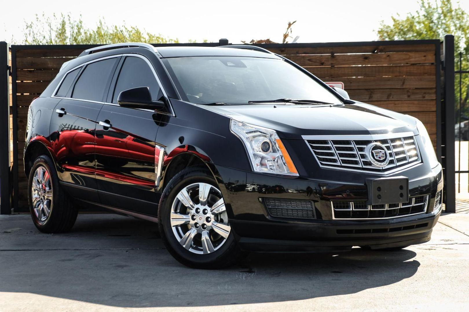 2015 BLACK Cadillac SRX Luxury Collection FWD (3GYFNBE36FS) with an 3.6L V6 DOHC 24V FFV engine, 6-Speed Automatic transmission, located at 2401 E Main St., Grand Prairie, TX, 75050, (972) 262-4440, 32.748981, -96.969643 - Photo#3