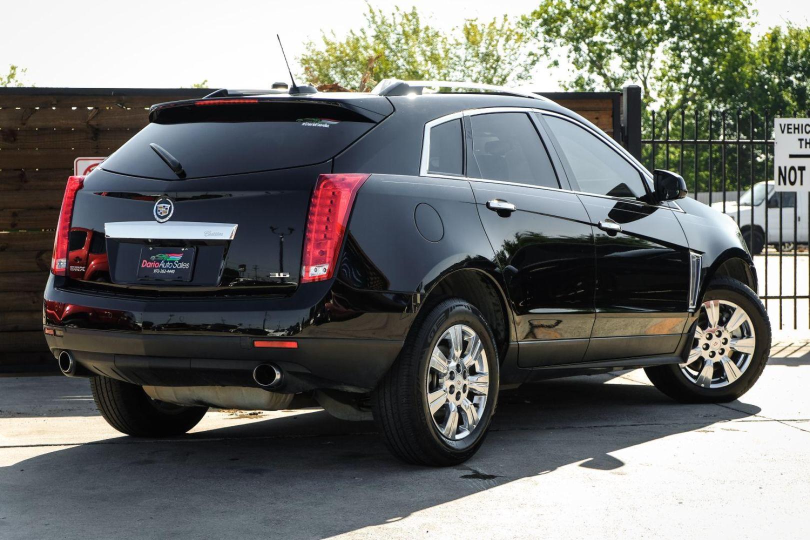 2015 BLACK Cadillac SRX Luxury Collection FWD (3GYFNBE36FS) with an 3.6L V6 DOHC 24V FFV engine, 6-Speed Automatic transmission, located at 2401 E Main St., Grand Prairie, TX, 75050, (972) 262-4440, 32.748981, -96.969643 - Photo#5