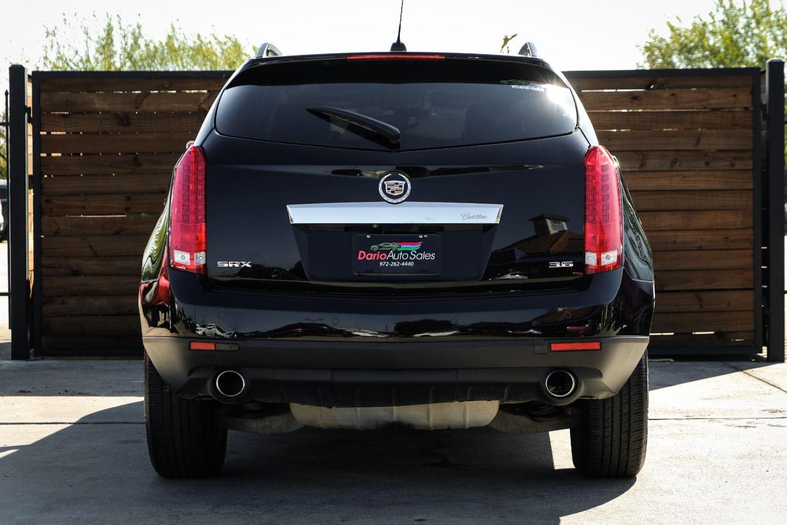 2015 BLACK Cadillac SRX Luxury Collection FWD (3GYFNBE36FS) with an 3.6L V6 DOHC 24V FFV engine, 6-Speed Automatic transmission, located at 2401 E Main St., Grand Prairie, TX, 75050, (972) 262-4440, 32.748981, -96.969643 - Photo#6