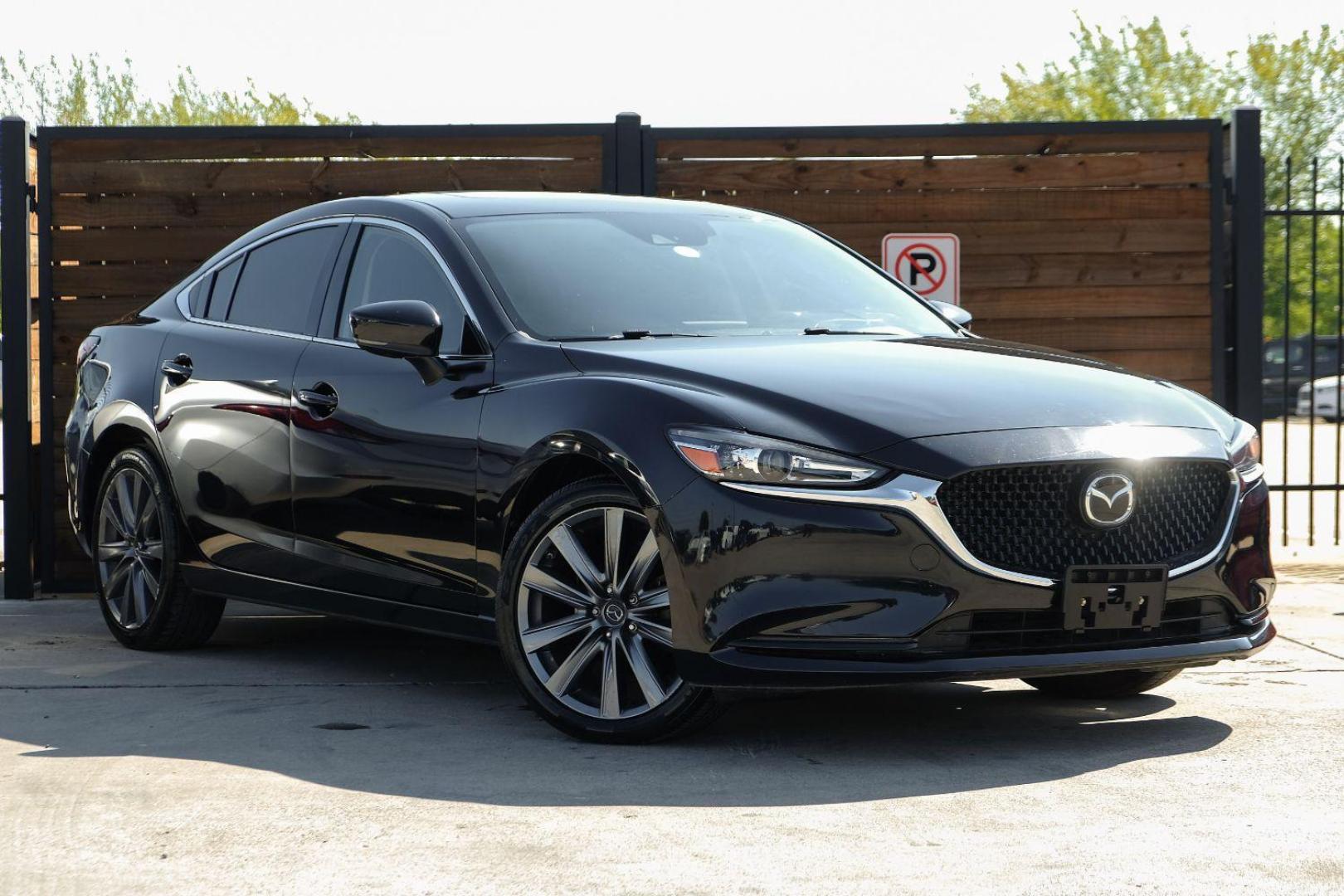 2020 BLACK Mazda MAZDA6 Touring (JM1GL1VM5L1) with an 2.5L L4 DOHC 16V engine, 6-Speed Automatic transmission, located at 2401 E Main St., Grand Prairie, TX, 75050, (972) 262-4440, 32.748981, -96.969643 - Photo#3