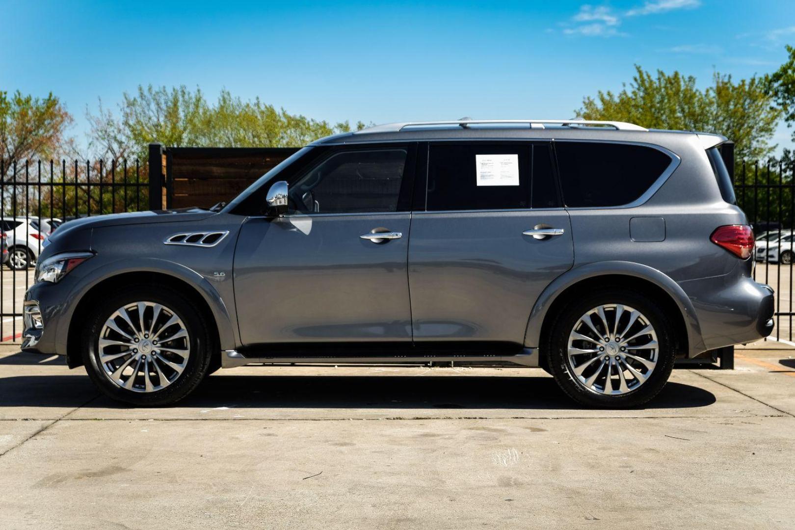 2017 Gray Infiniti QX80 2WD (JN8AZ2NF5H9) with an 5.6L V8 DOHC 32V engine, 7-Speed Automatic transmission, located at 2401 E Main St., Grand Prairie, TX, 75050, (972) 262-4440, 32.748981, -96.969643 - Photo#8