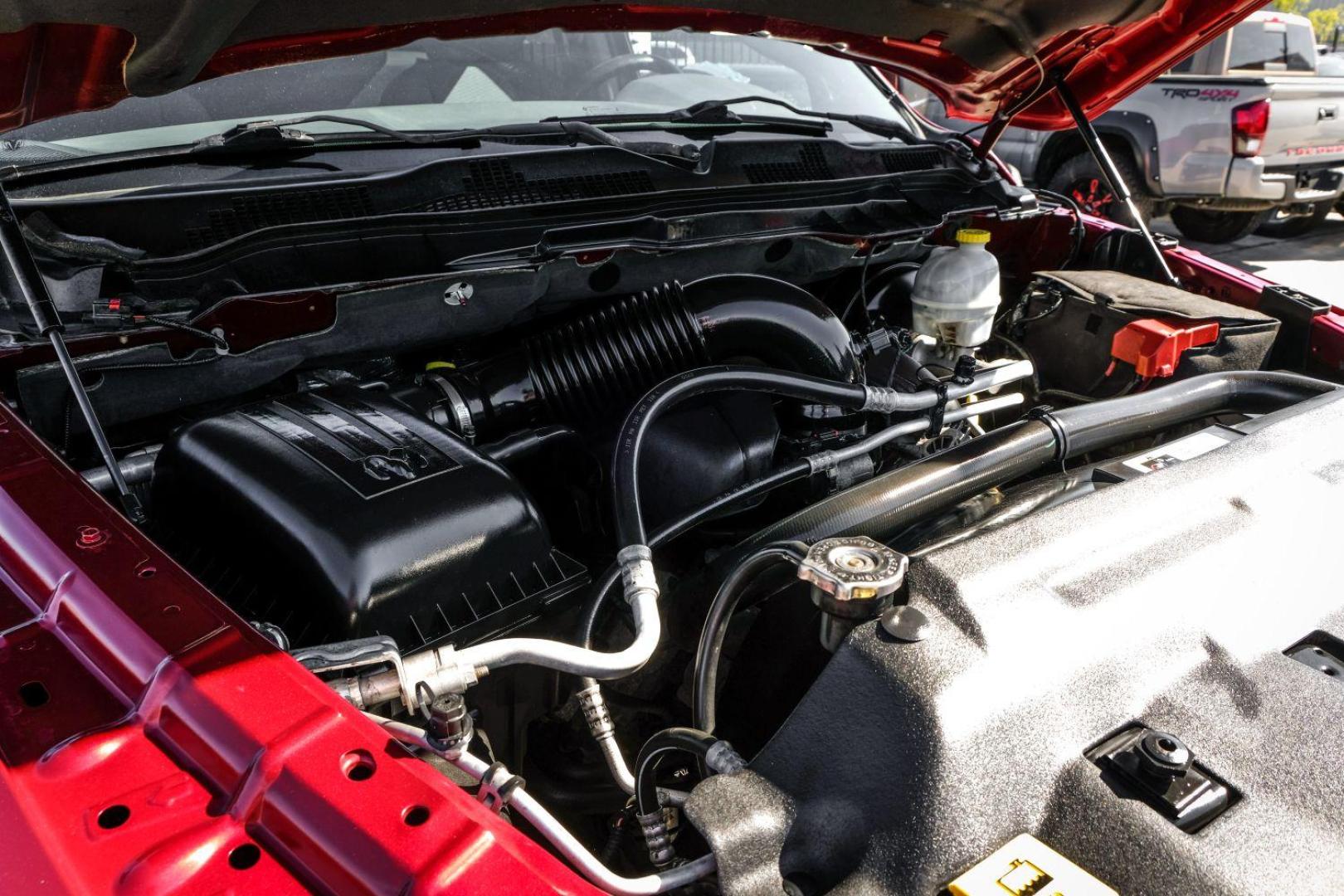 2013 MAROON RAM 1500 Tradesman Quad Cab 4WD (1C6RR7FTXDS) with an 5.7L V8 OHV 16V engine, 6-Speed Automatic transmission, located at 2401 E Main St., Grand Prairie, TX, 75050, (972) 262-4440, 32.748981, -96.969643 - Photo#42