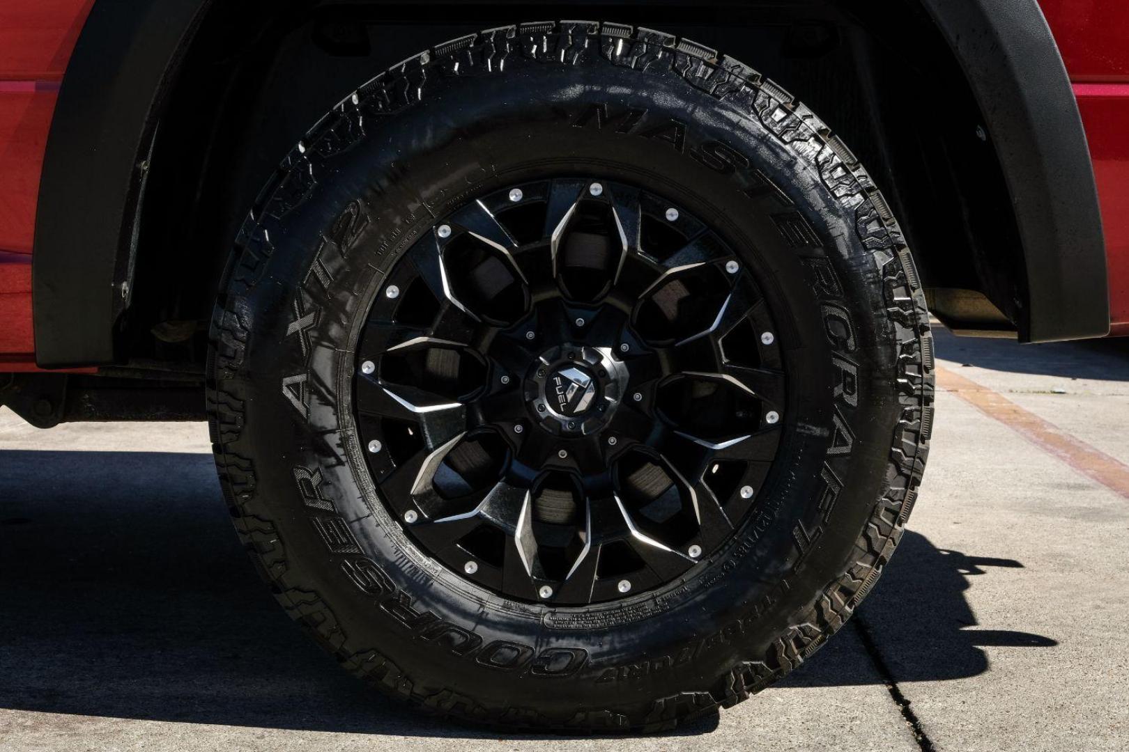 2013 MAROON RAM 1500 Tradesman Quad Cab 4WD (1C6RR7FTXDS) with an 5.7L V8 OHV 16V engine, 6-Speed Automatic transmission, located at 2401 E Main St., Grand Prairie, TX, 75050, (972) 262-4440, 32.748981, -96.969643 - Photo#47