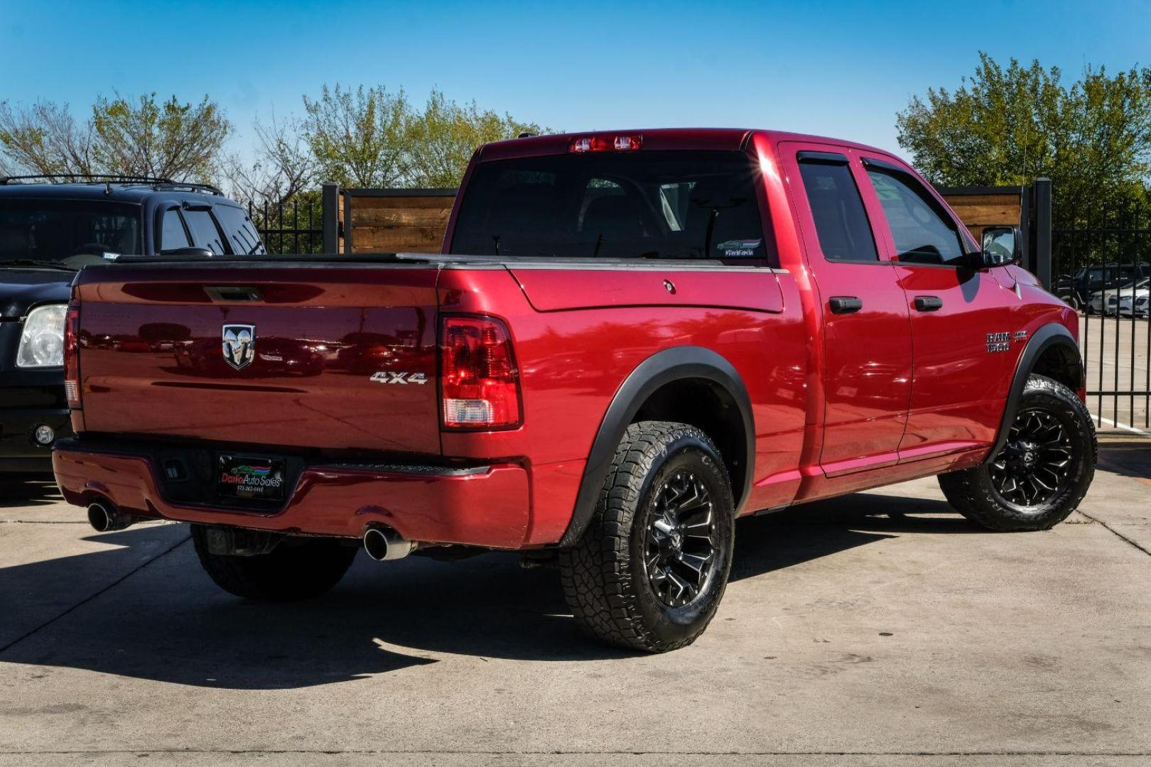 2013 MAROON RAM 1500 Tradesman Quad Cab 4WD (1C6RR7FTXDS) with an 5.7L V8 OHV 16V engine, 6-Speed Automatic transmission, located at 2401 E Main St., Grand Prairie, TX, 75050, (972) 262-4440, 32.748981, -96.969643 - Photo#5