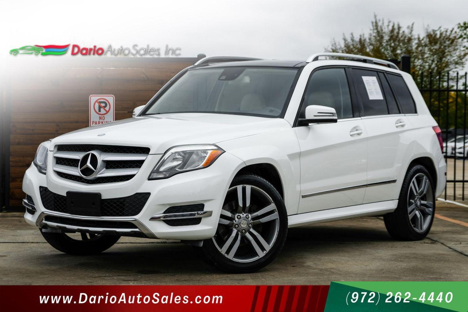 2013 WHITE Mercedes-Benz GLK-Class GLK350 (WDCGG5HB9DG) with an 3.5L V6 DOHC 24V engine, 7-Speed Automatic transmission, located at 2401 E Main St., Grand Prairie, TX, 75050, (972) 262-4440, 32.748981, -96.969643 - Photo#0