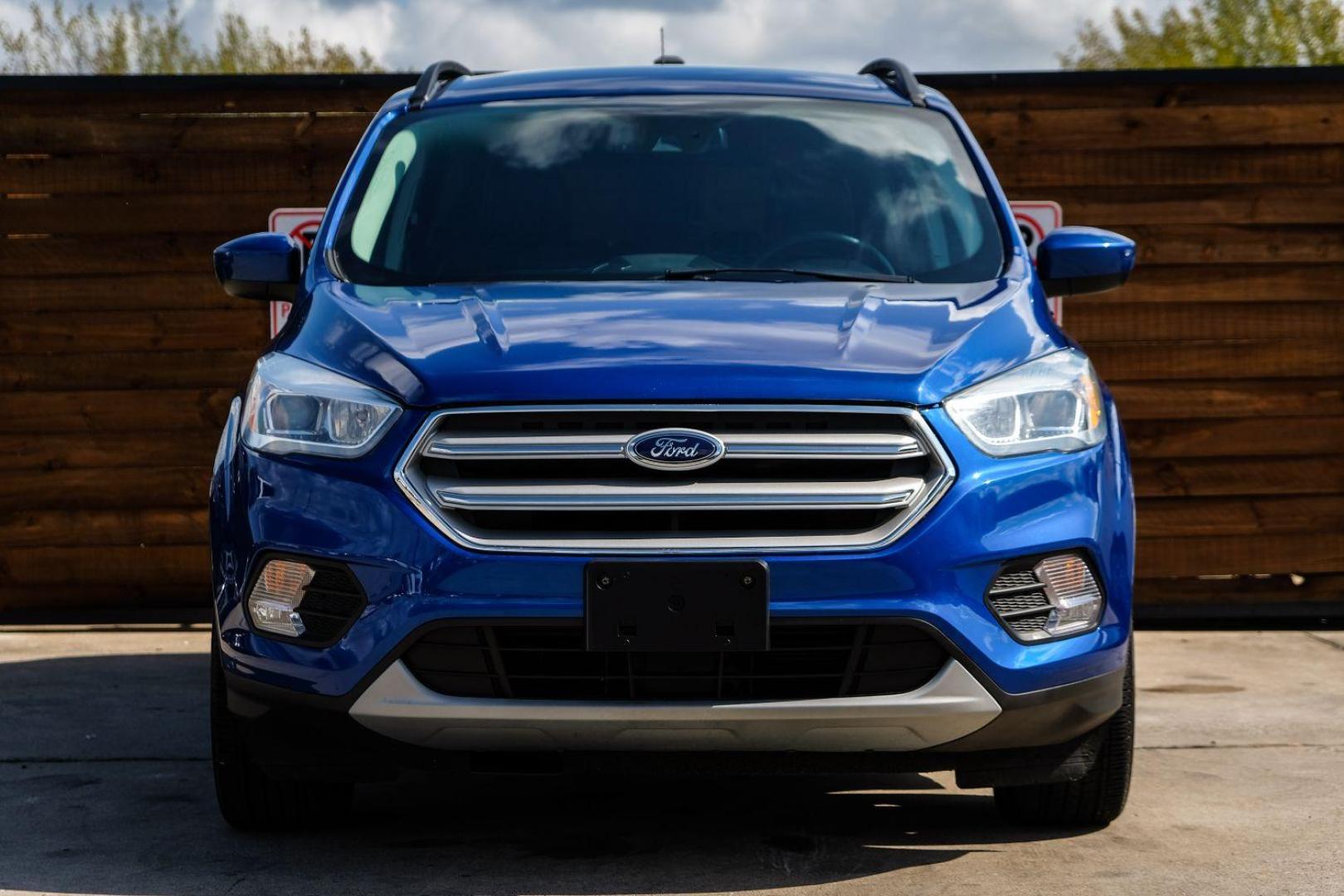 2018 BLUE Ford Escape SEL 4WD (1FMCU9HD5JU) with an 1.5L L4 DOHC 16V engine, 6-Speed Automatic transmission, located at 2401 E Main St., Grand Prairie, TX, 75050, (972) 262-4440, 32.748981, -96.969643 - Photo#2