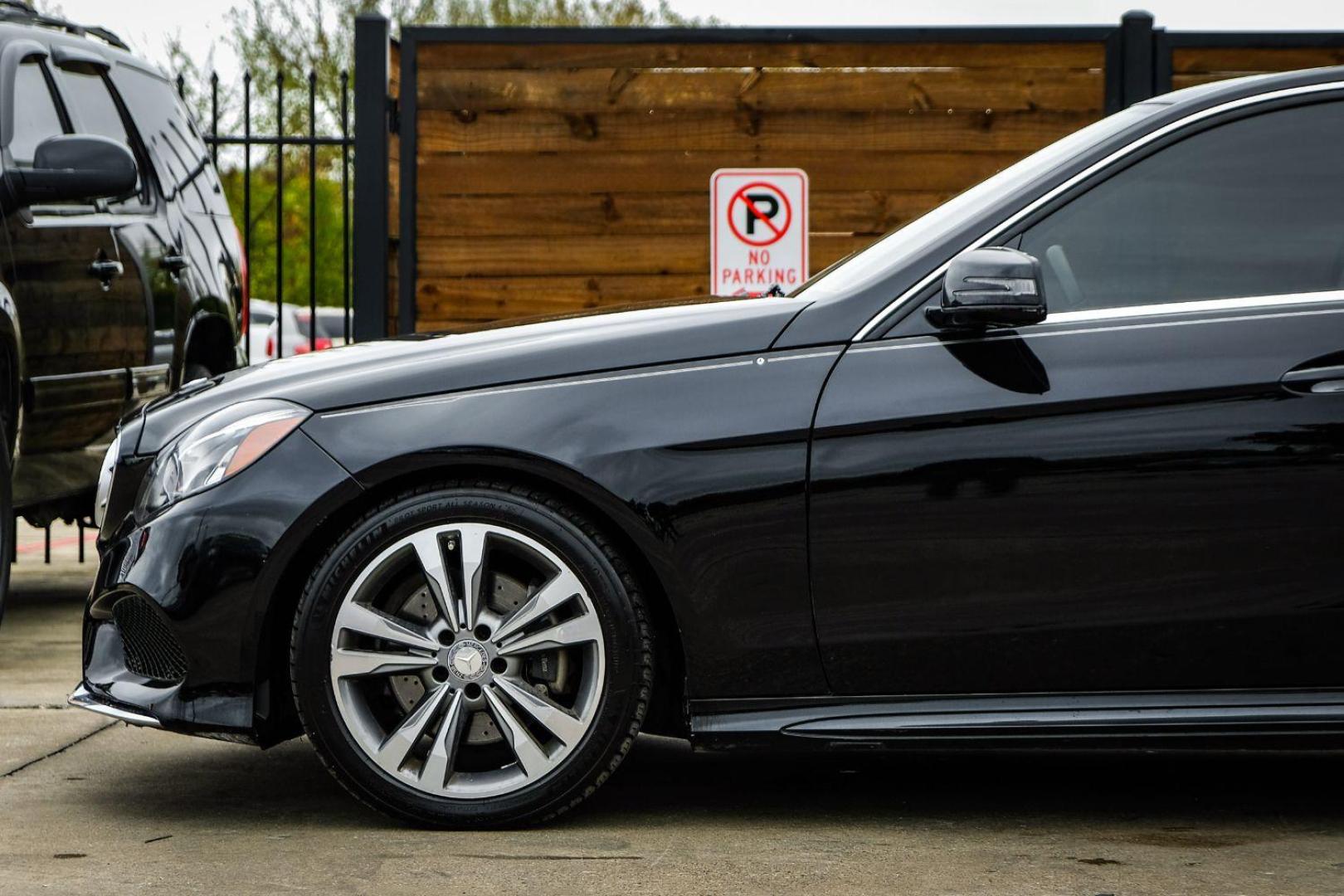 2016 BLACK Mercedes-Benz E-Class E350 Sport Sedan (WDDHF5KB9GB) with an 3.5L V6 DOHC 24V engine, 7-Speed Automatic transmission, located at 2401 E Main St., Grand Prairie, TX, 75050, (972) 262-4440, 32.748981, -96.969643 - Photo#9