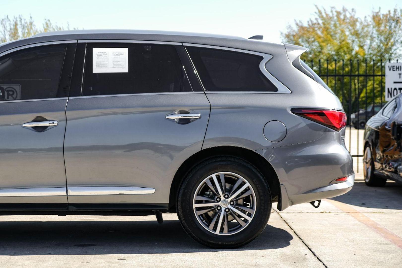 2019 GRAY Infiniti QX60 PURE (5N1DL0MN8KC) with an 3.5L V6 DOHC 24V engine, Continuously Variable Transmission transmission, located at 2401 E Main St., Grand Prairie, TX, 75050, (972) 262-4440, 32.748981, -96.969643 - Photo#10